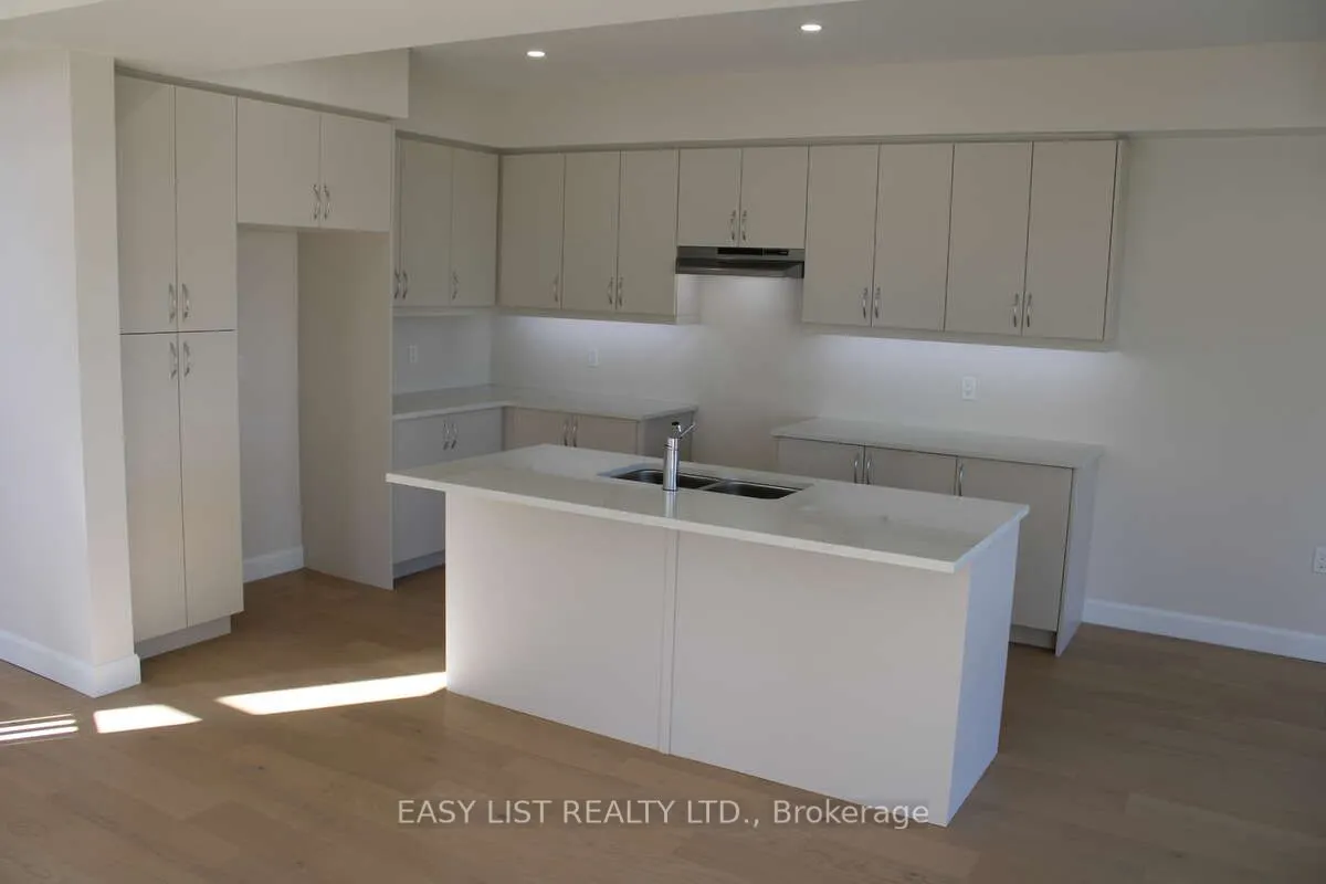 402 Sadler Way