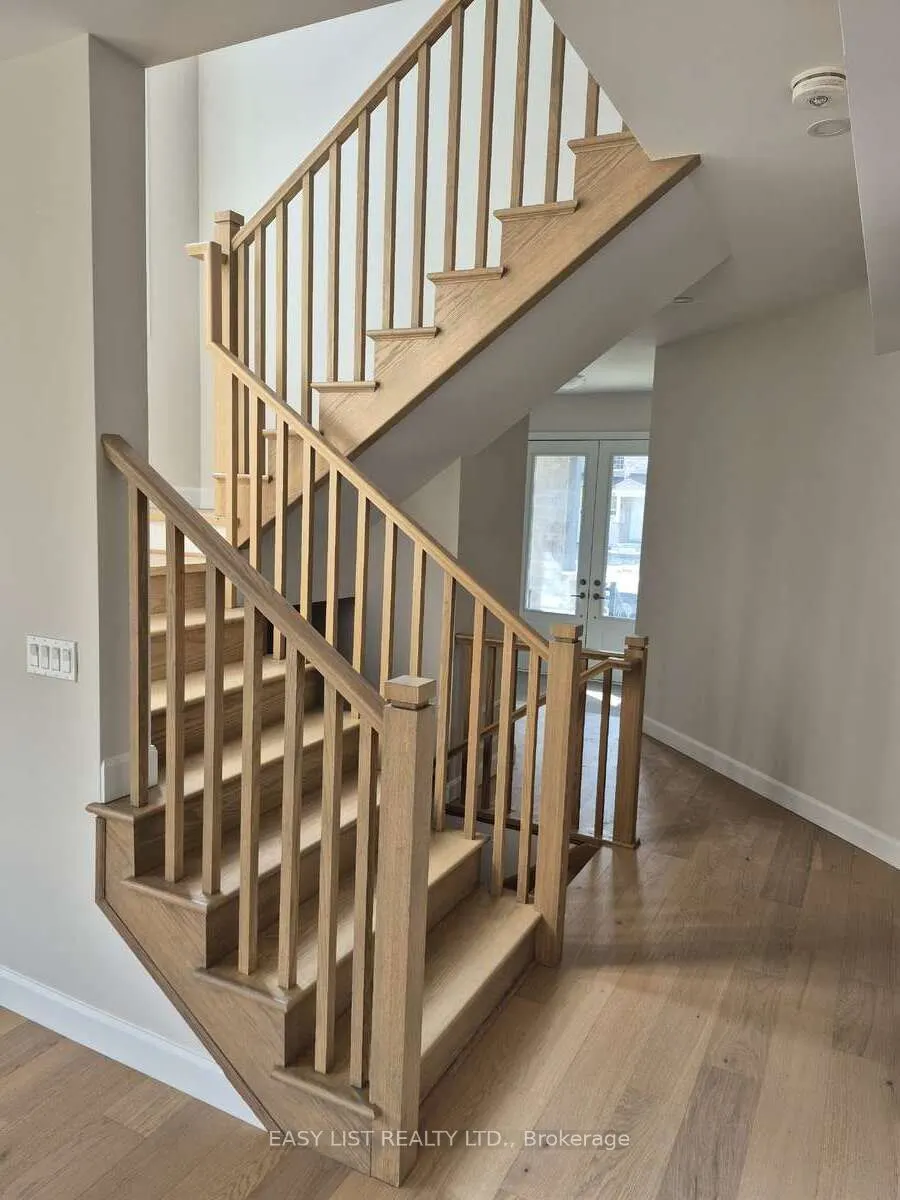 402 Sadler Way
