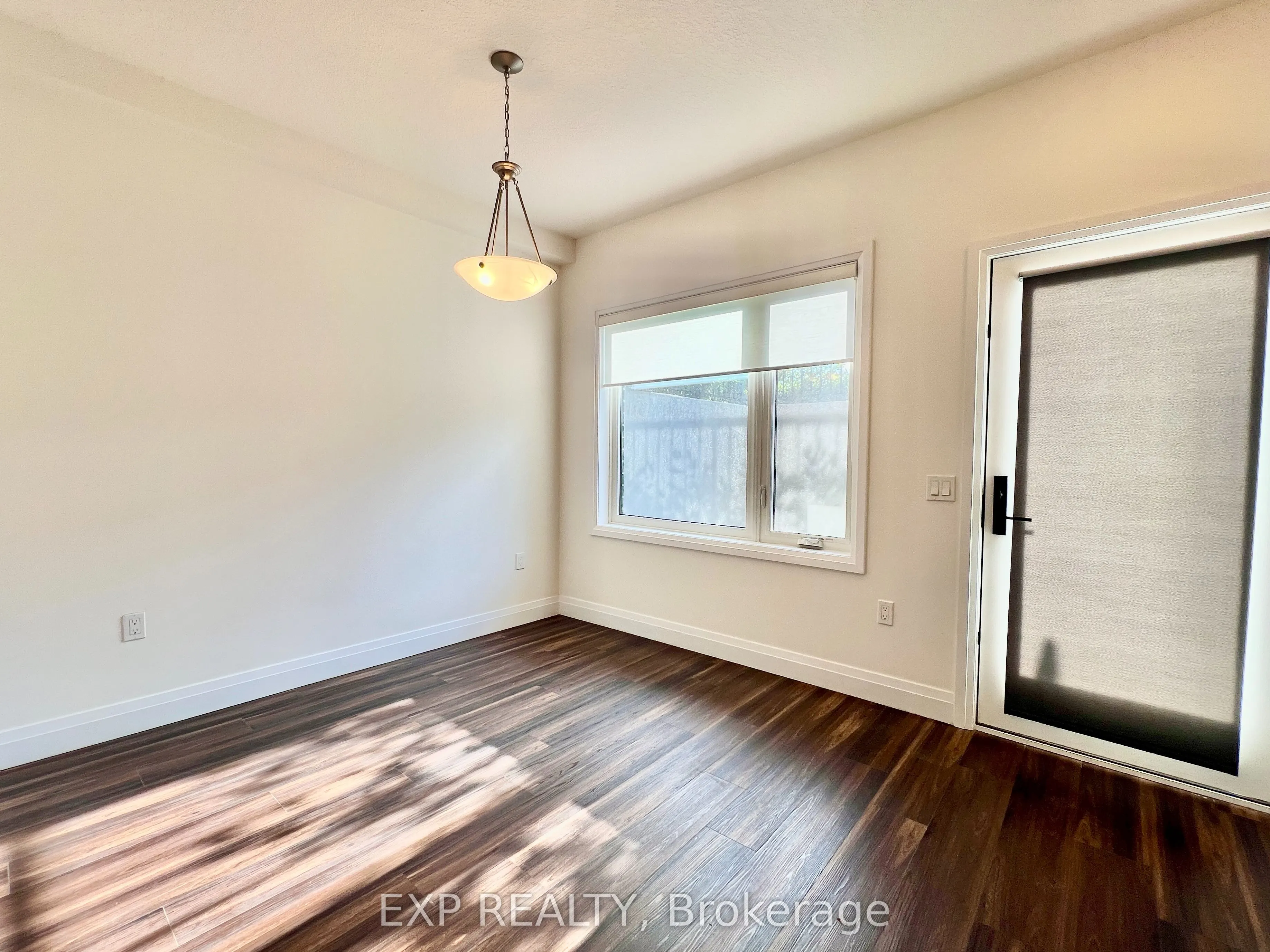 16 Duggan Lane N, #16