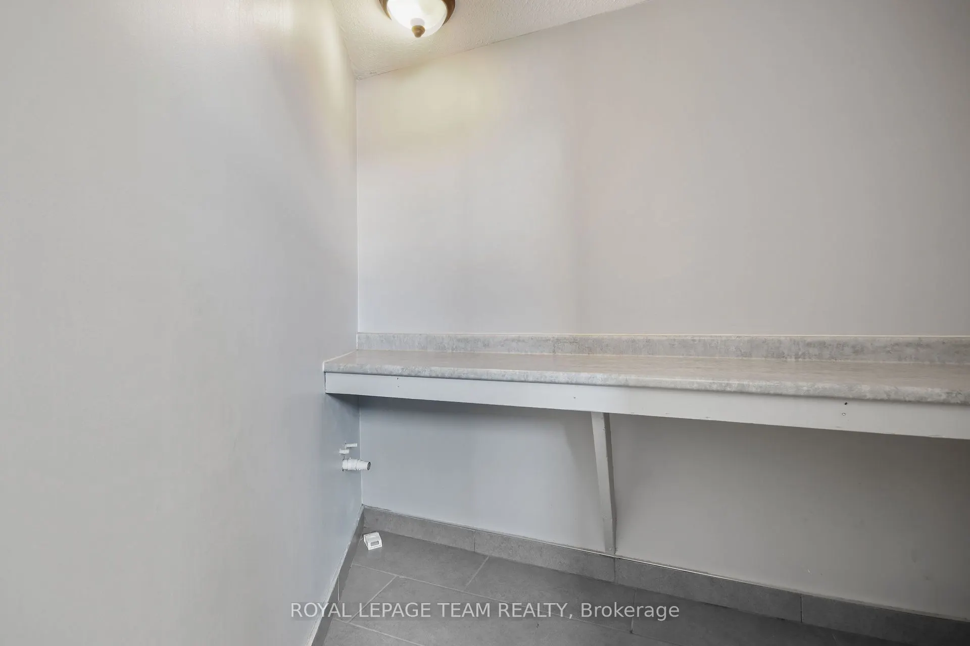2041 Arrowsmith Drive, #201B