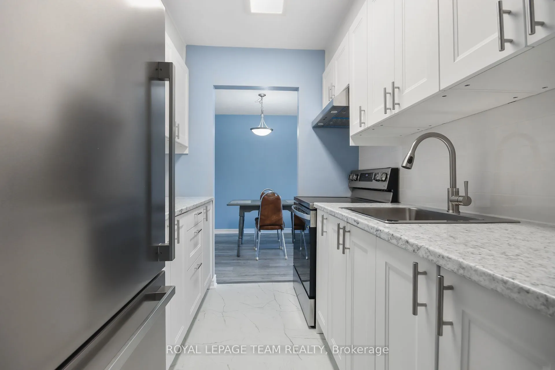 2041 Arrowsmith Drive, #201B