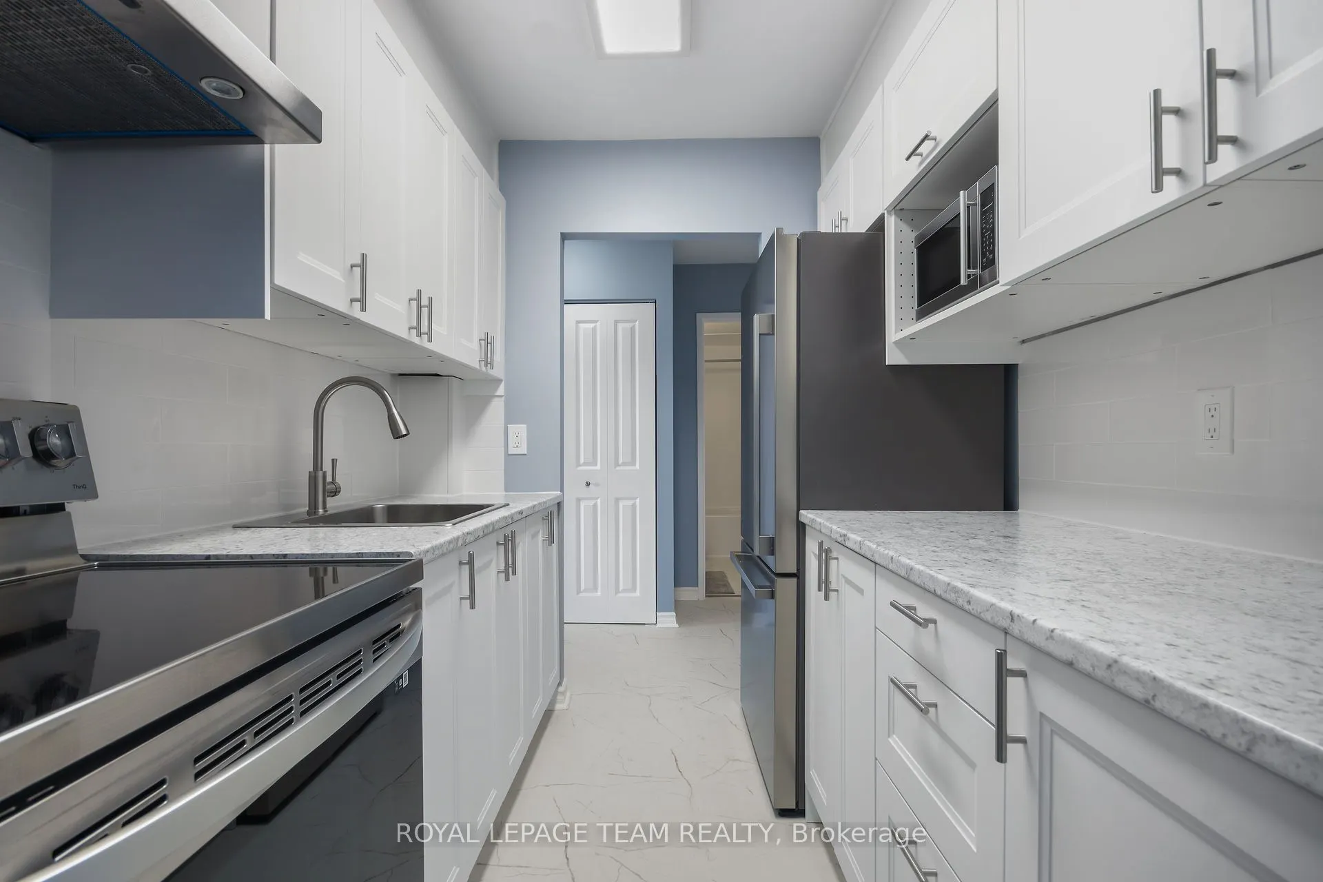 2041 Arrowsmith Drive, #201B