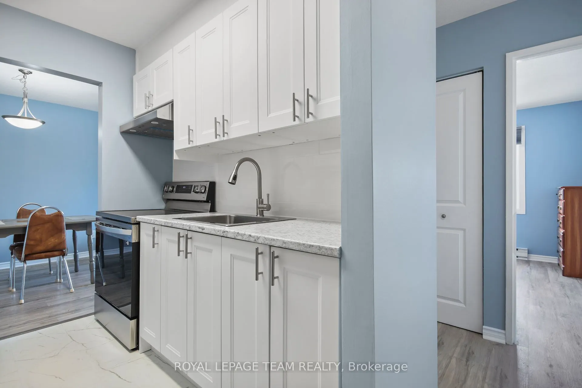 2041 Arrowsmith Drive, #201B