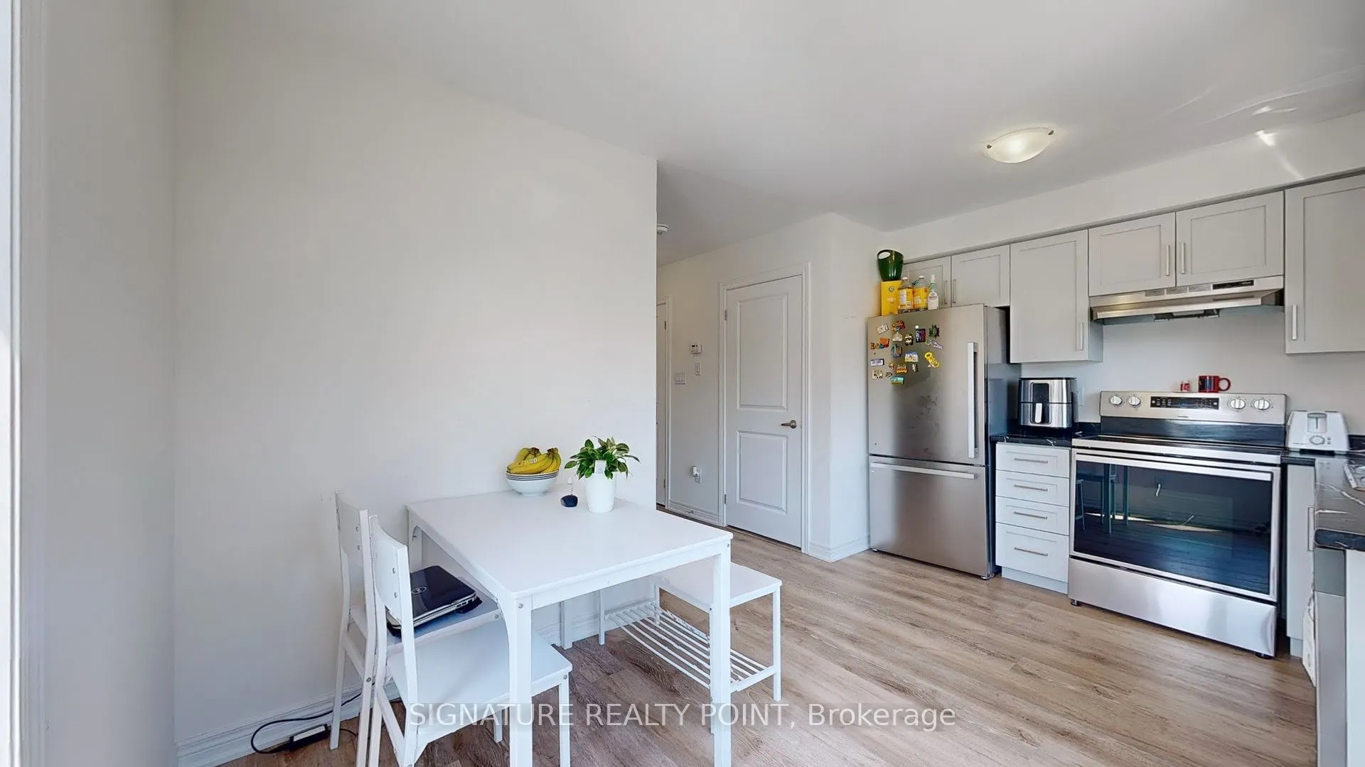 2 Reid Avenue N