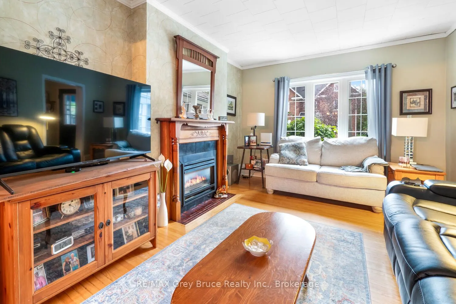 478 13TH Street W