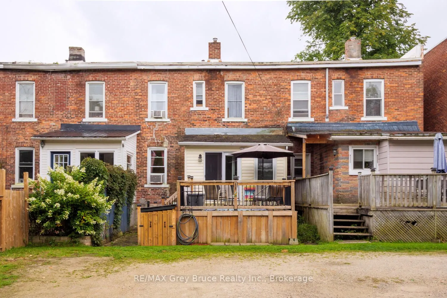 478 13TH Street W
