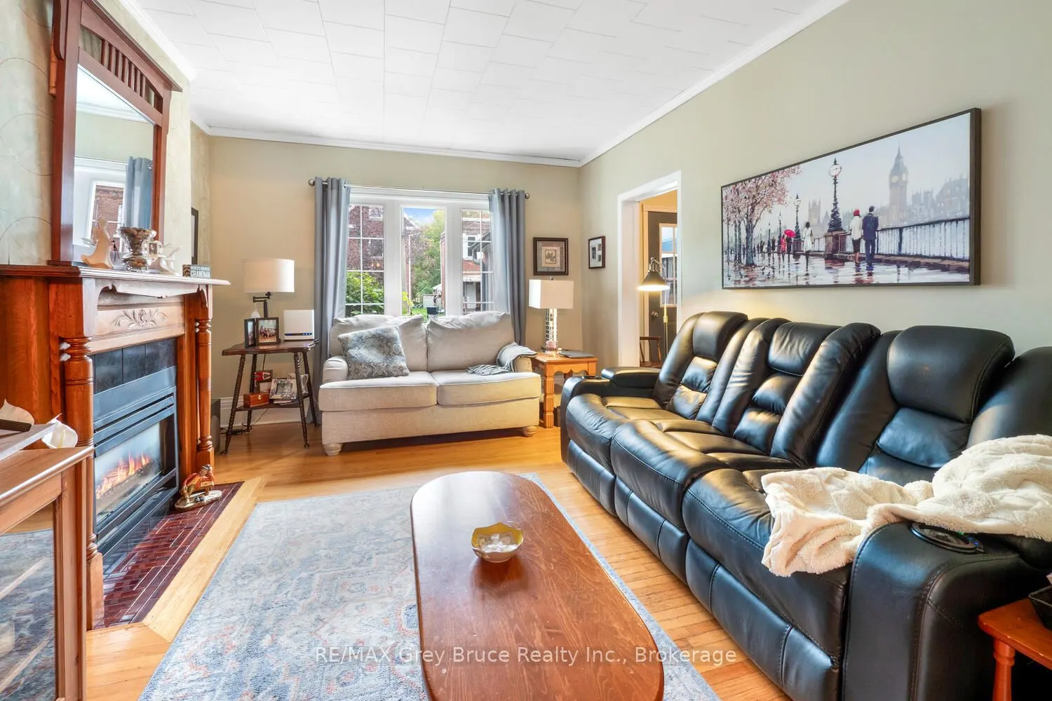478 13TH Street W