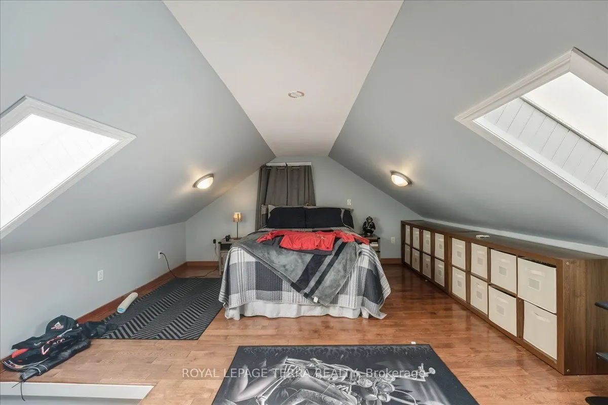 13029 Lundys Lane