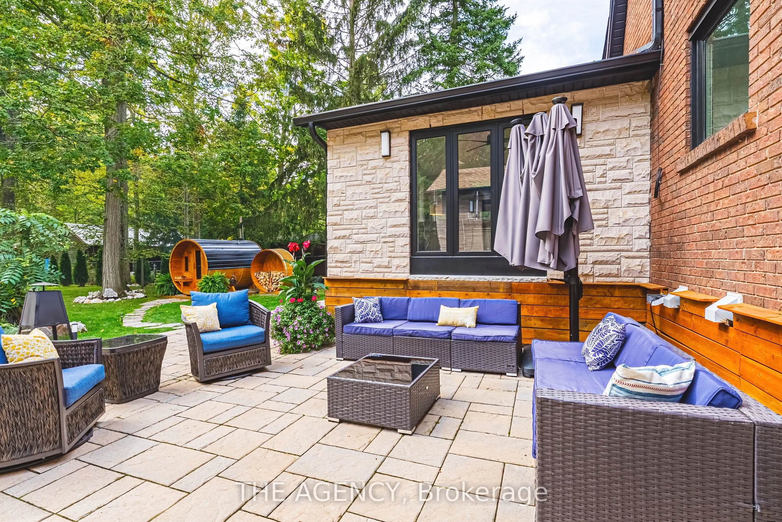 45 Golf Club Road E