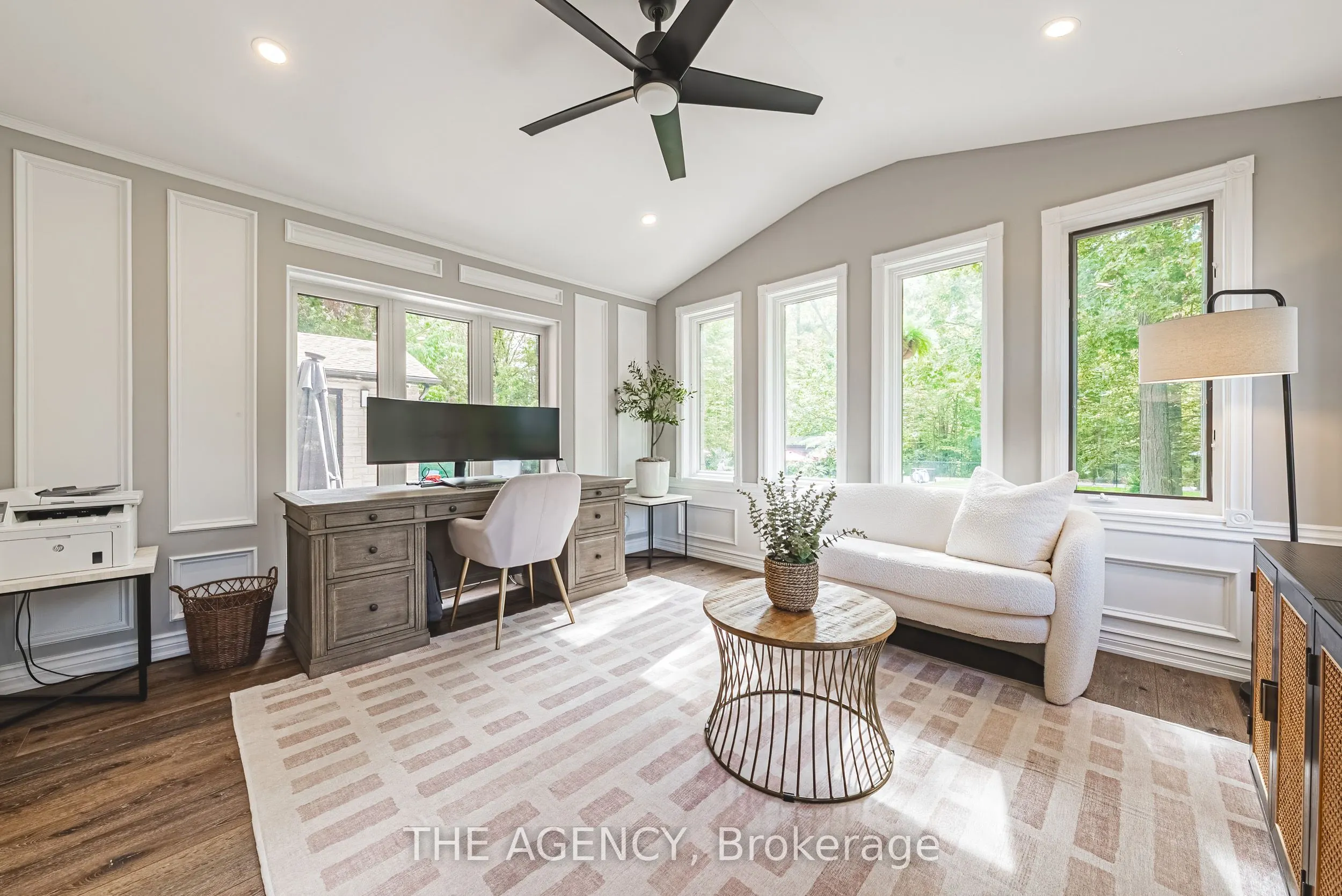 45 Golf Club Road E