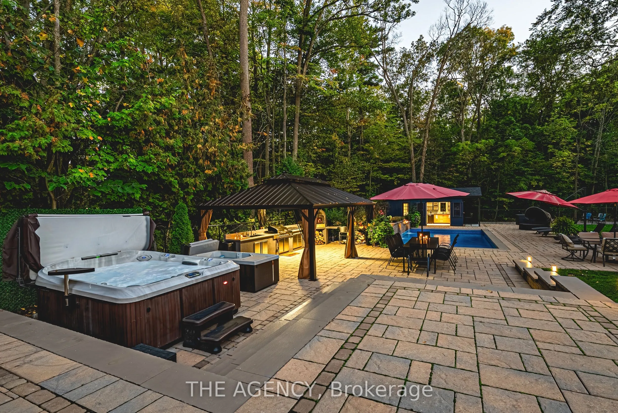 45 Golf Club Road E