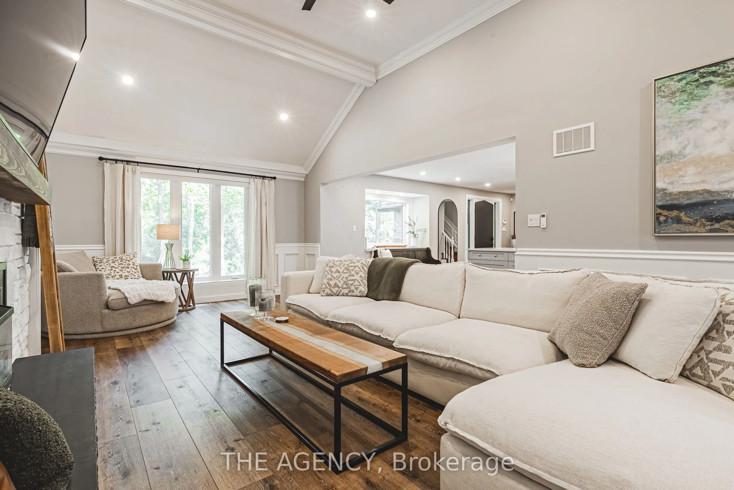 45 Golf Club Road E