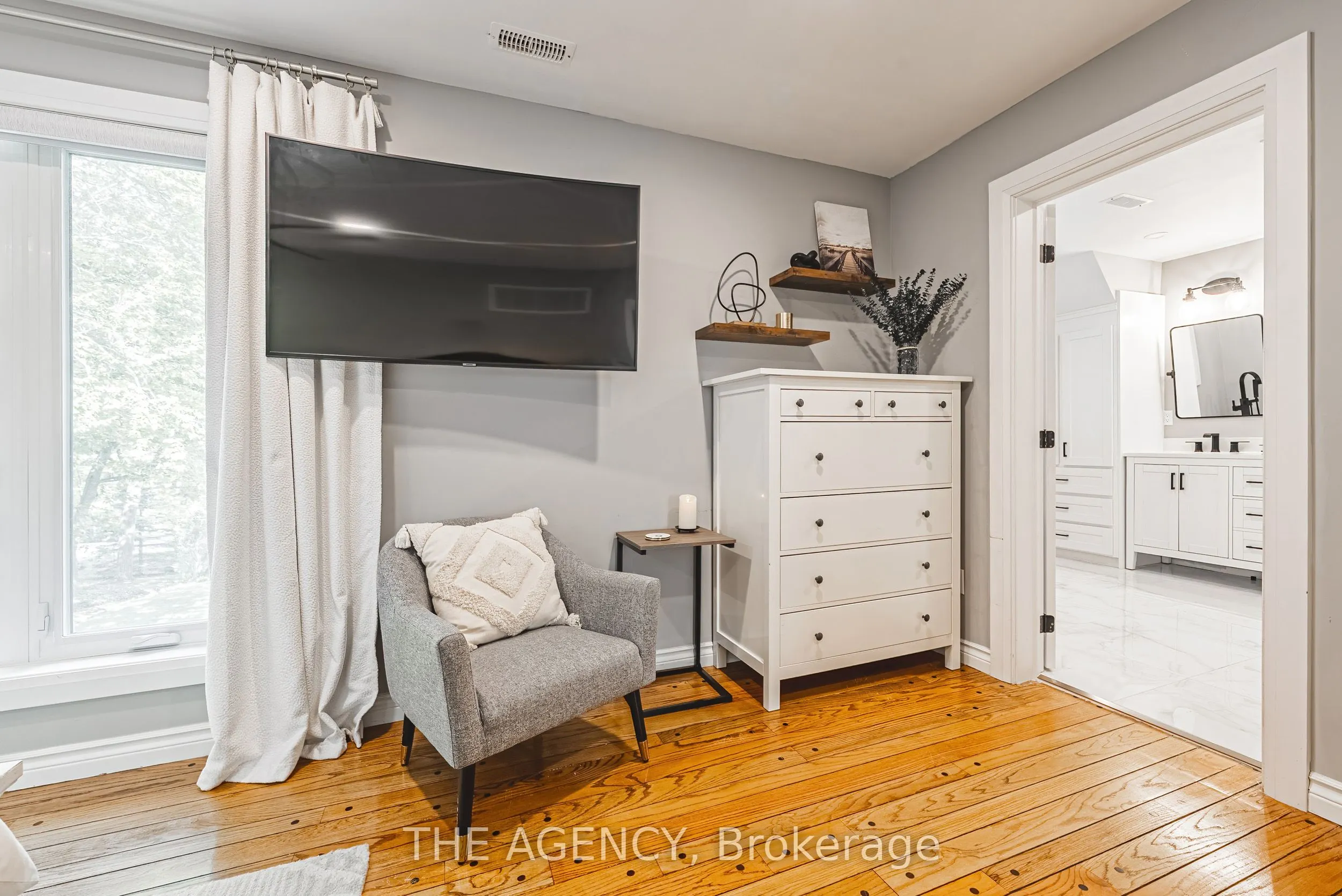45 Golf Club Road E