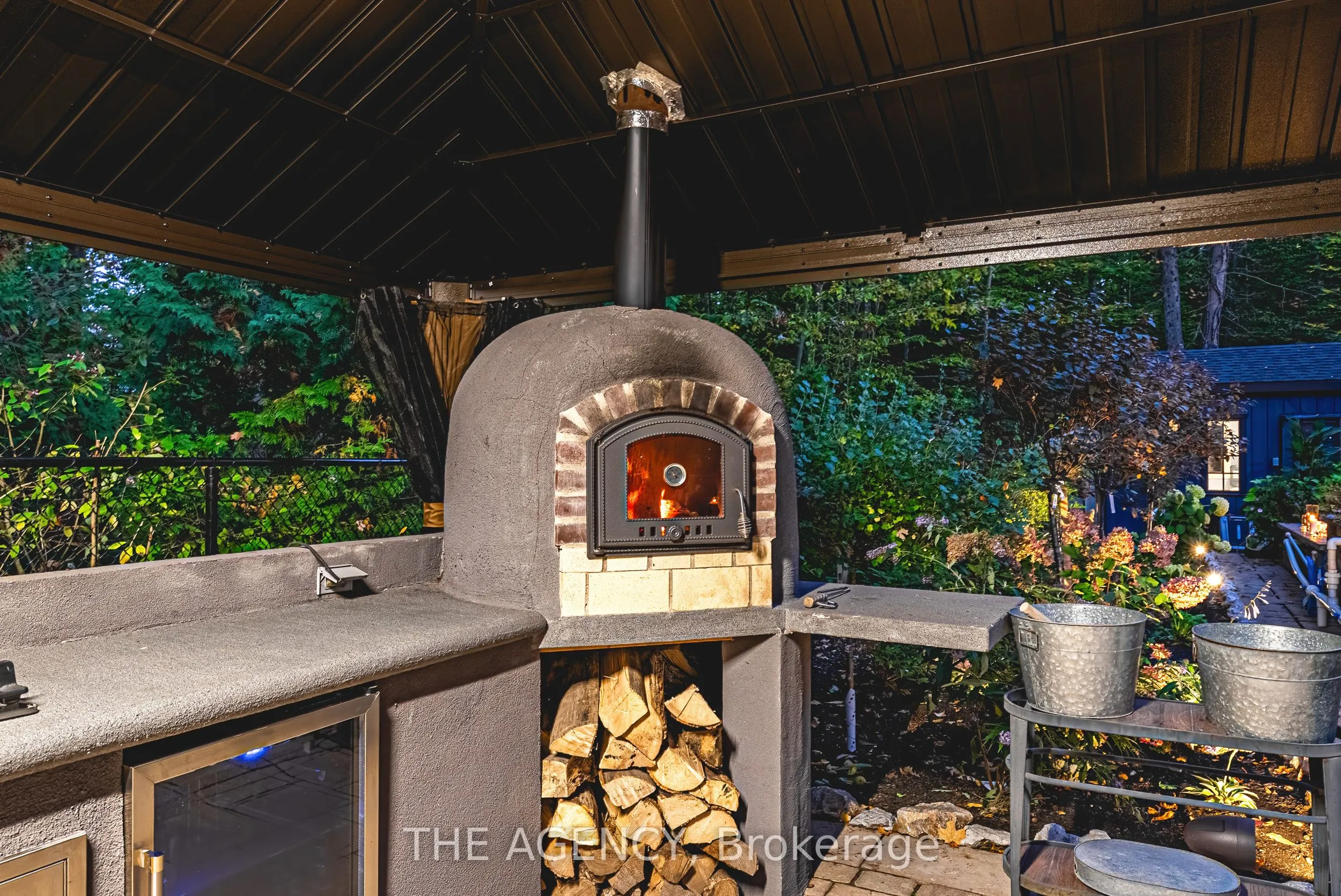 45 Golf Club Road E