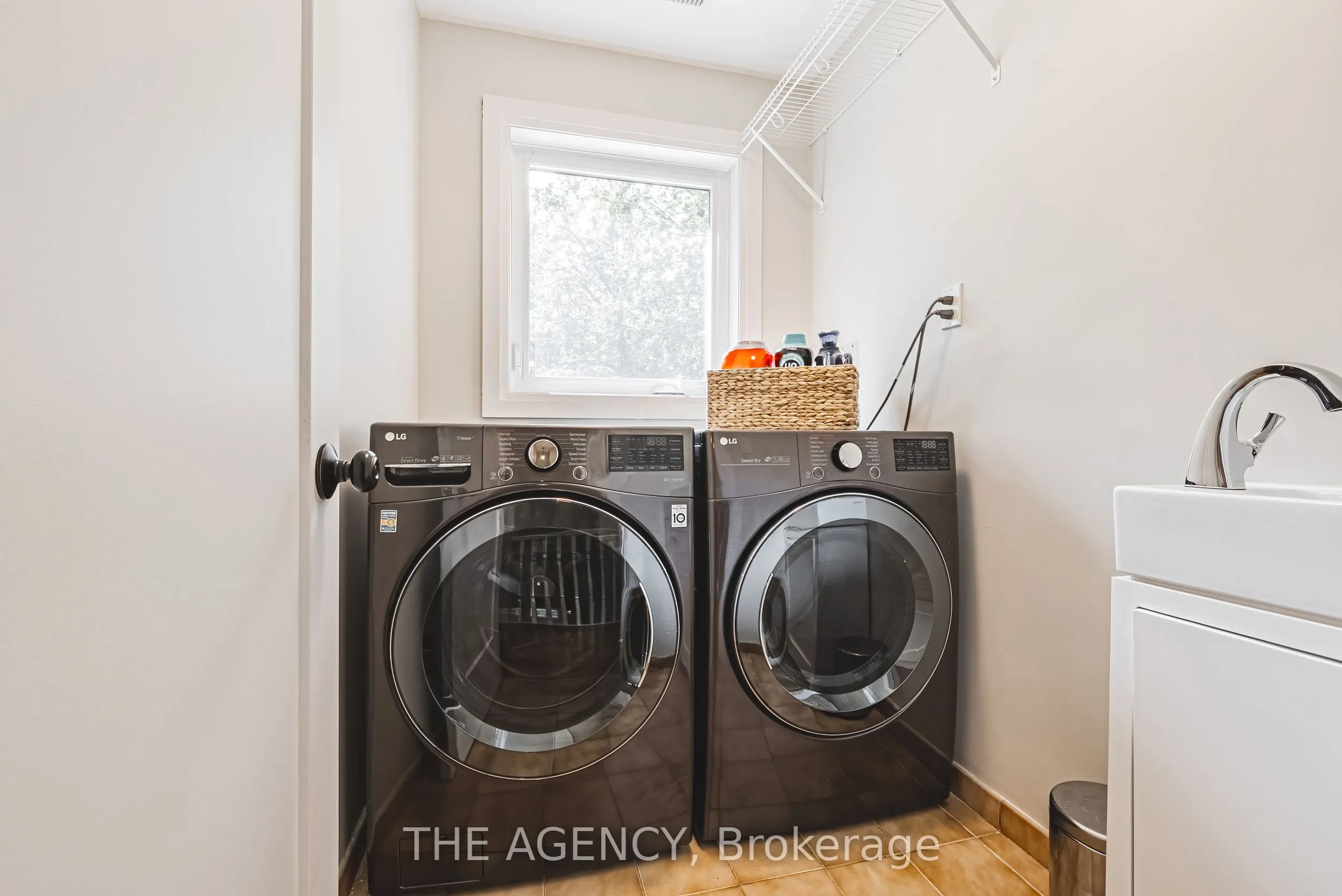 45 Golf Club Road E
