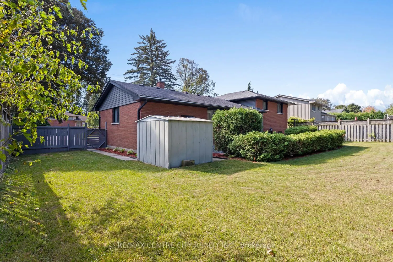 12 Field Road