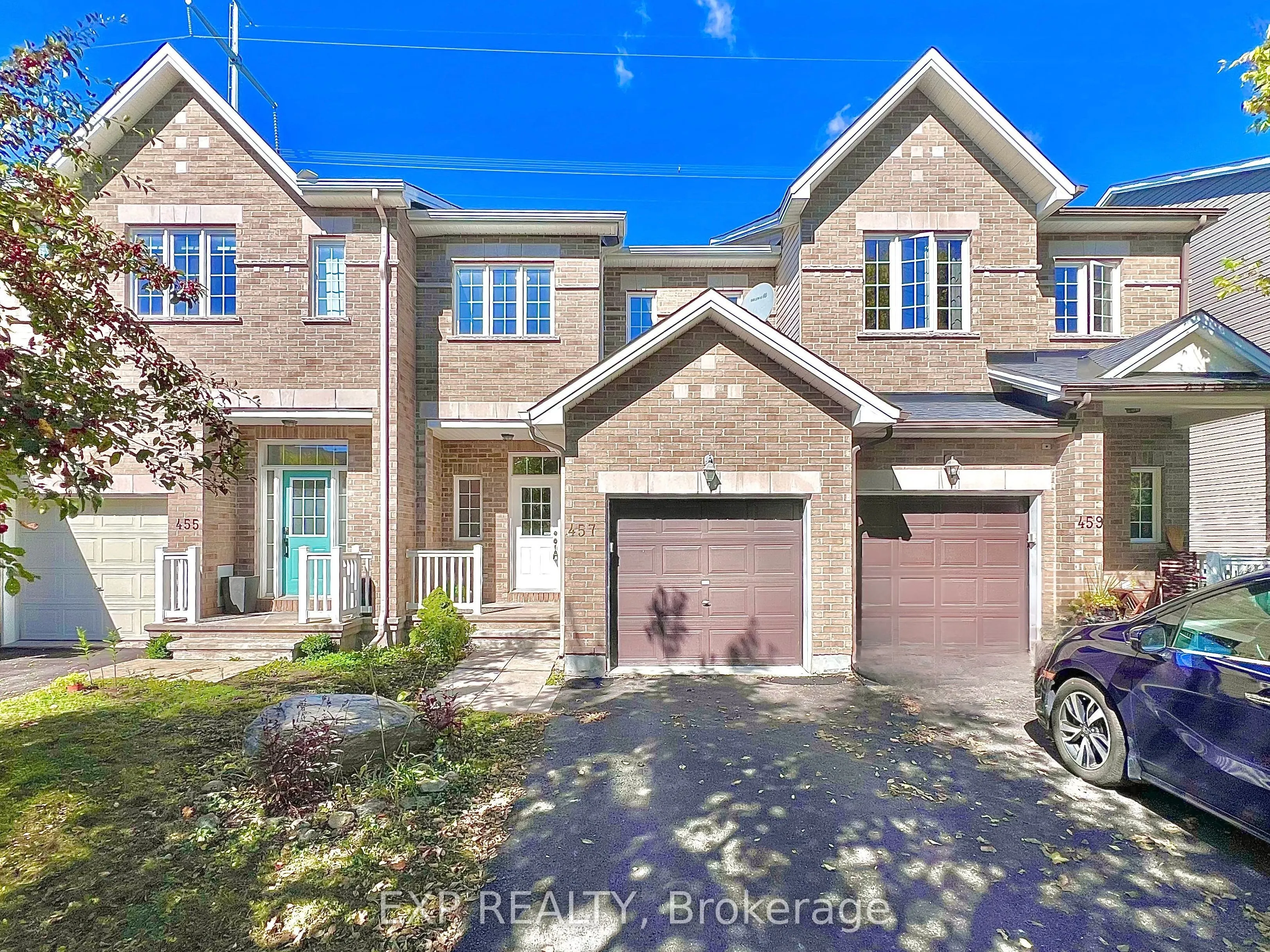 457 Foxhall Way