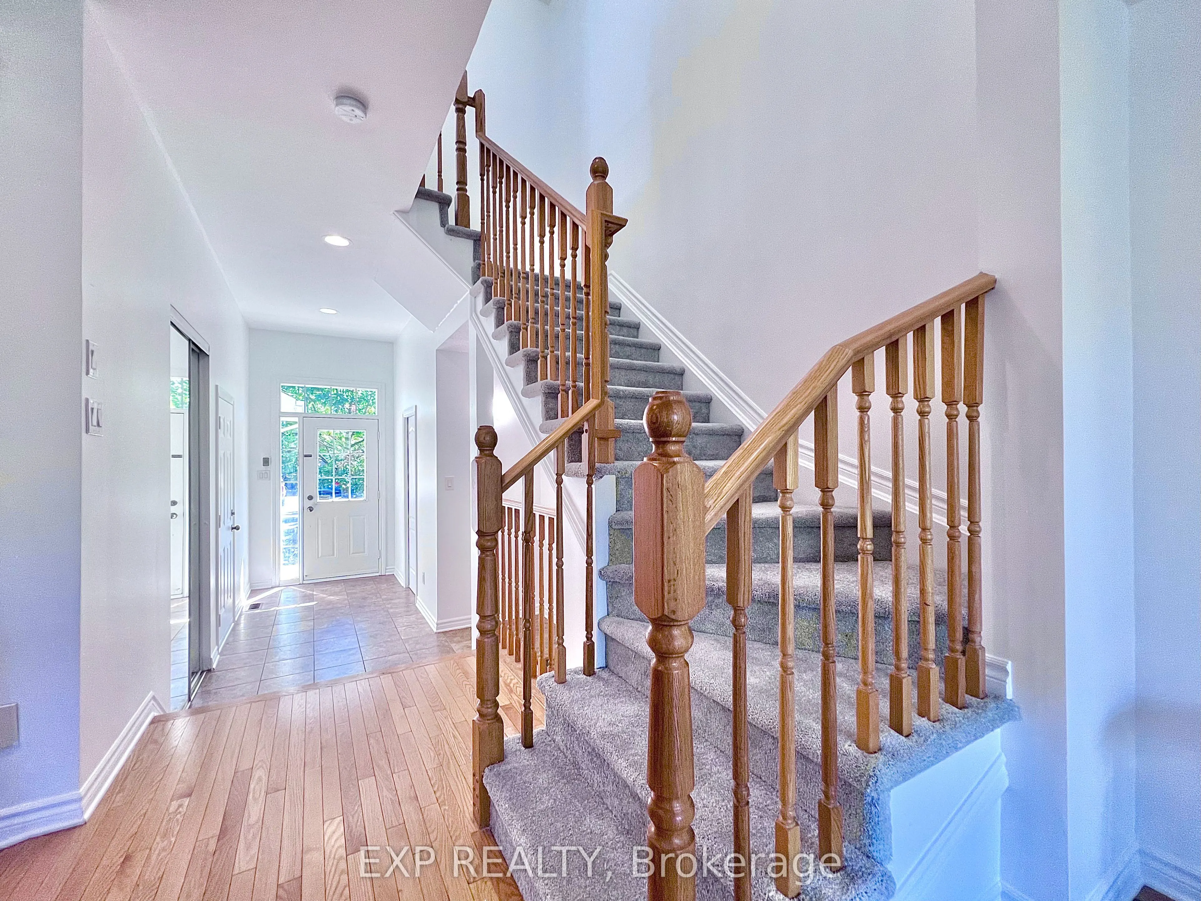457 Foxhall Way