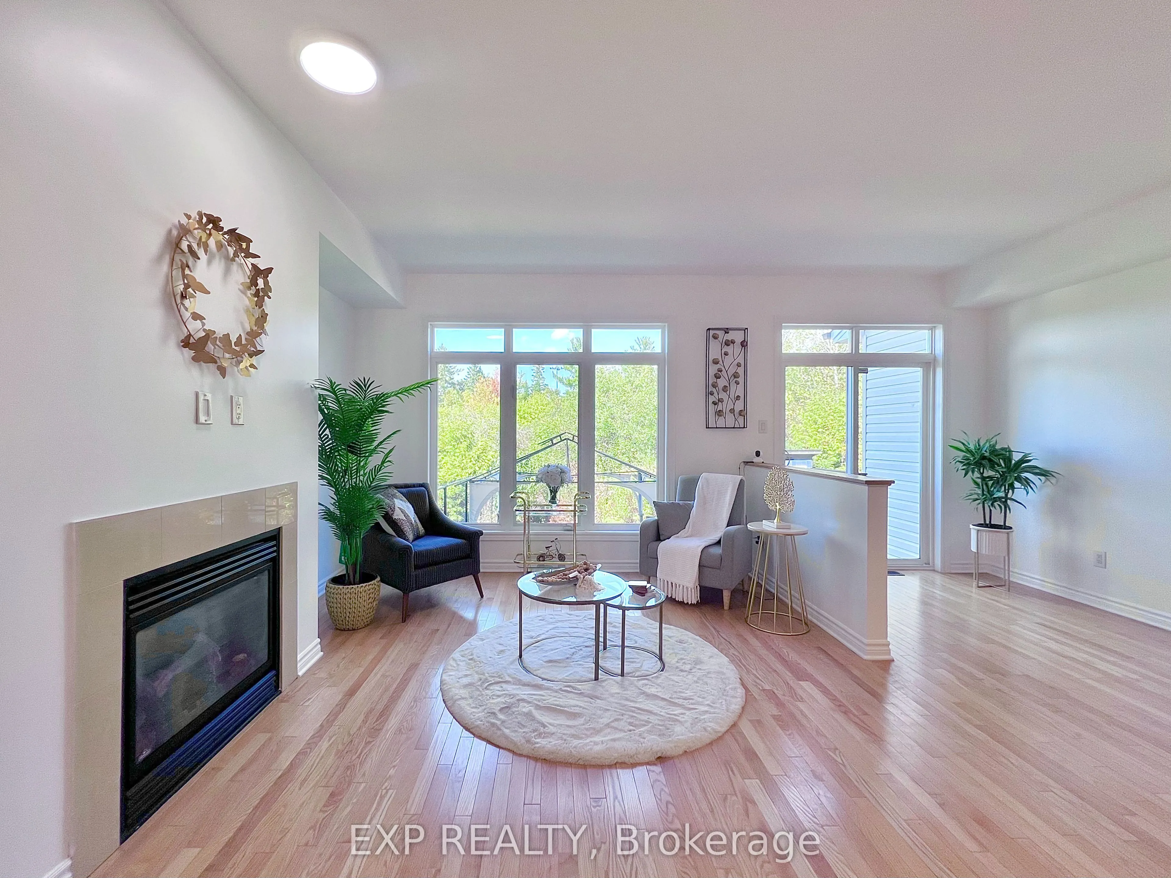 457 Foxhall Way