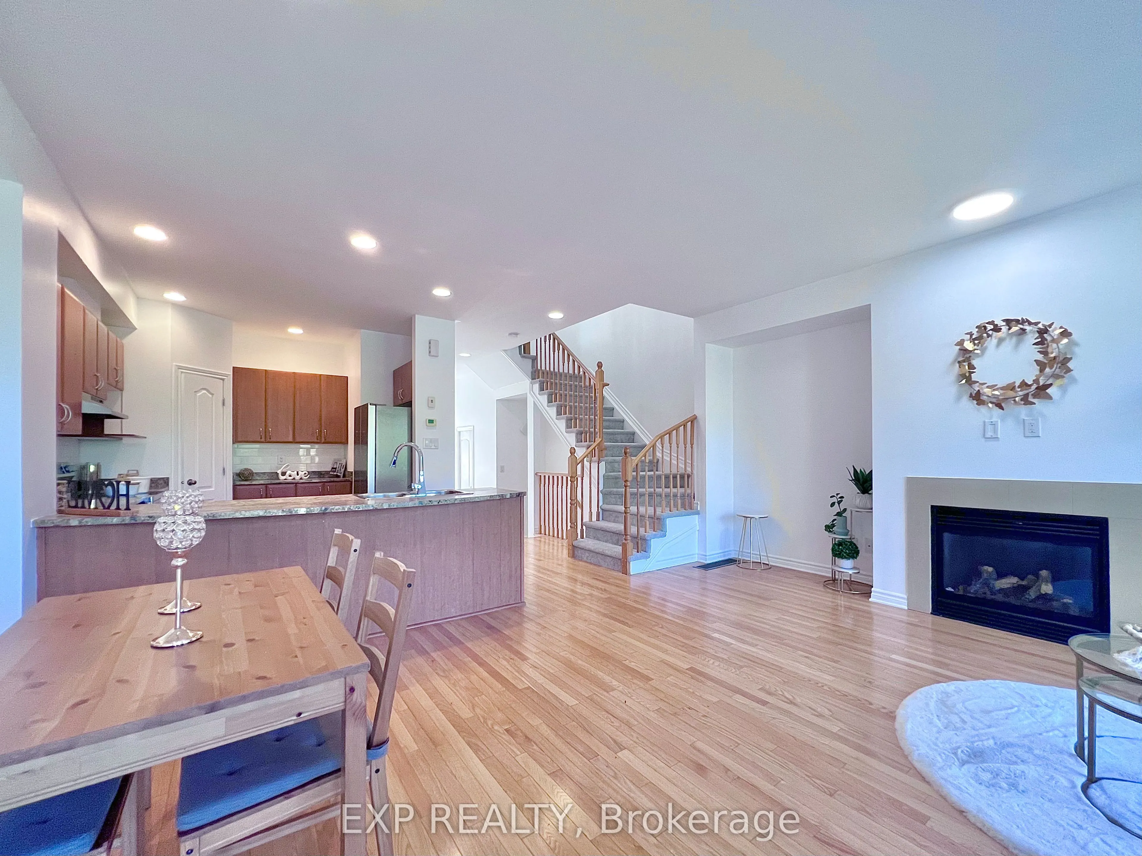457 Foxhall Way