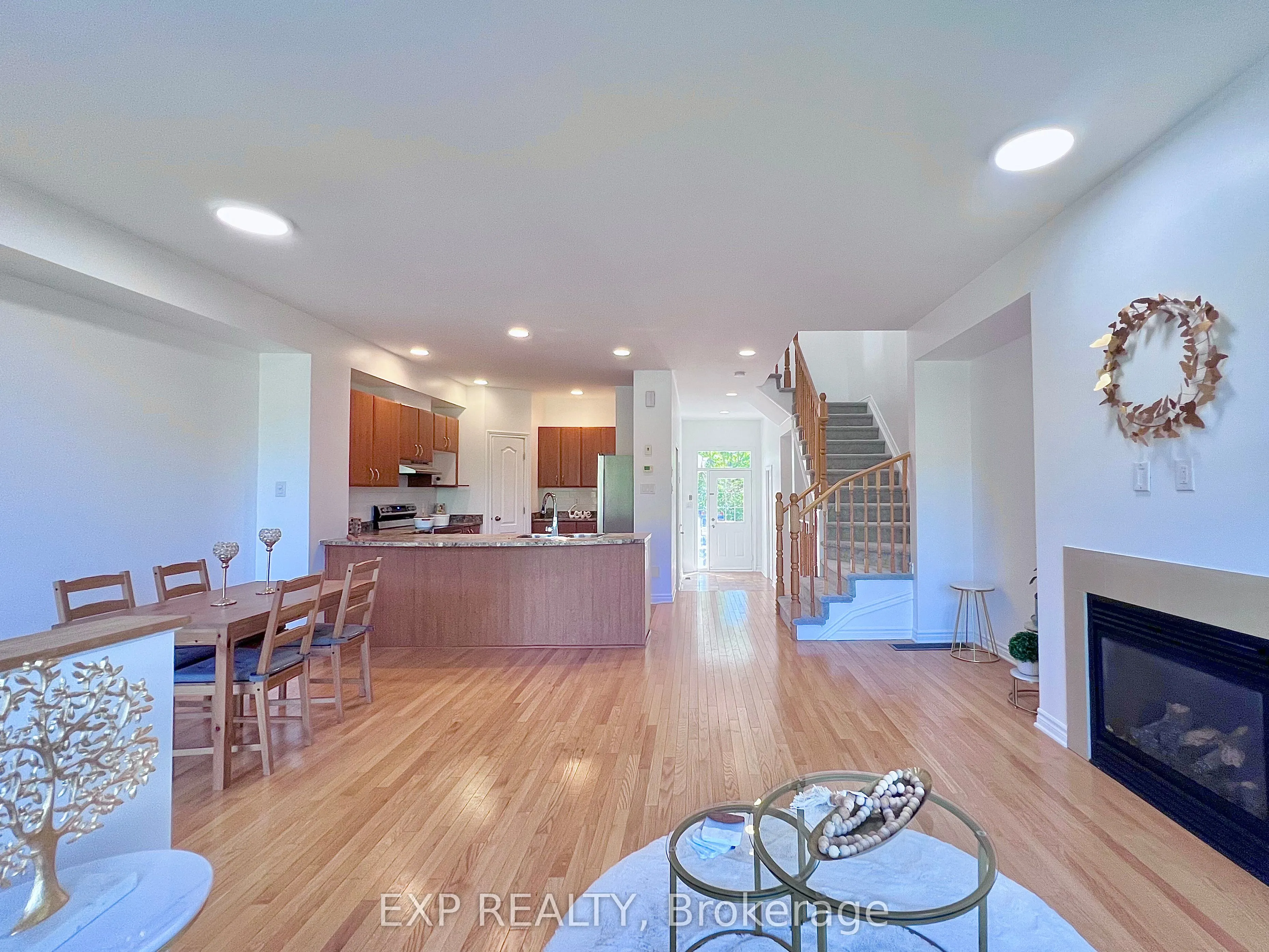 457 Foxhall Way
