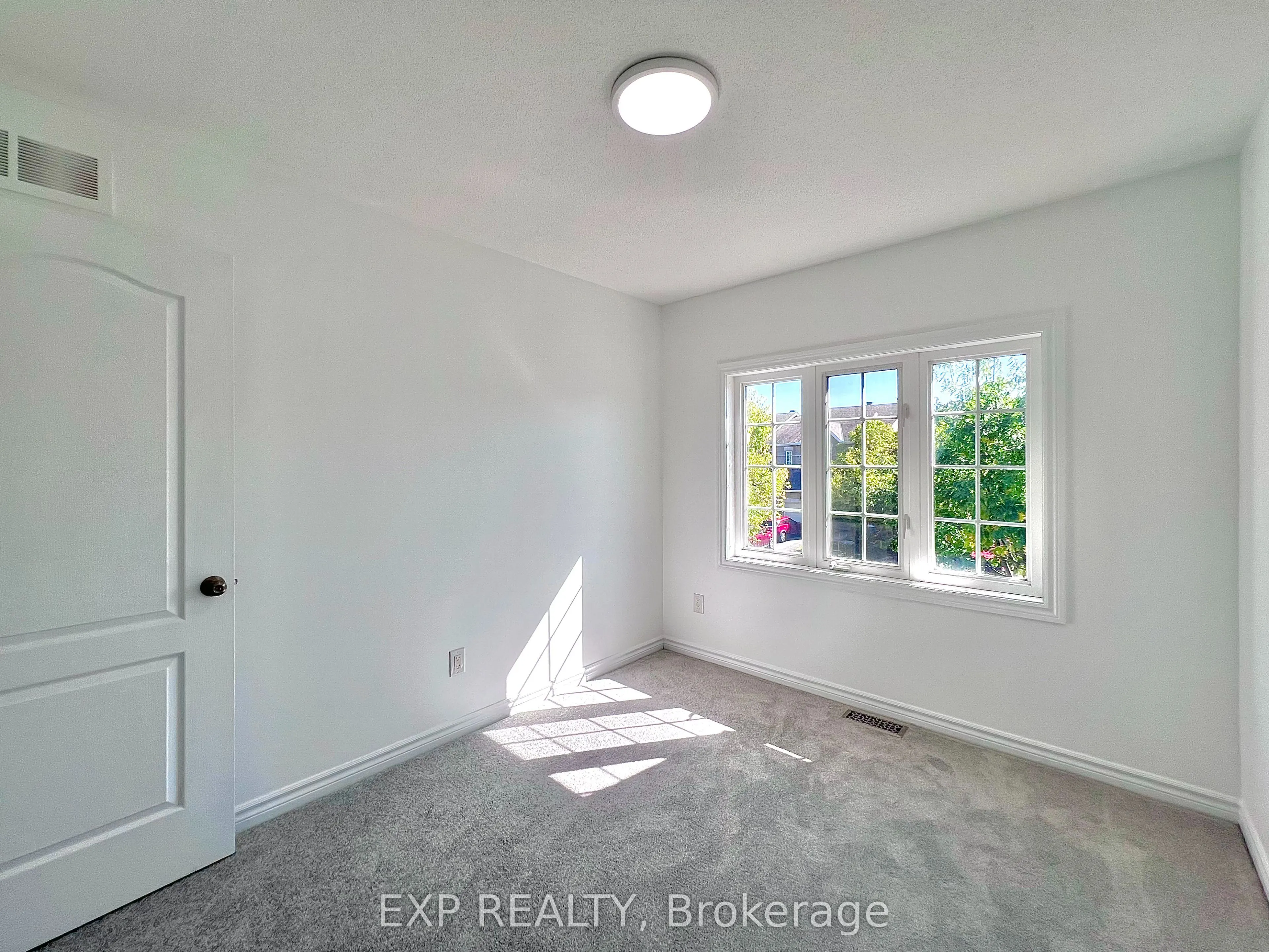 457 Foxhall Way