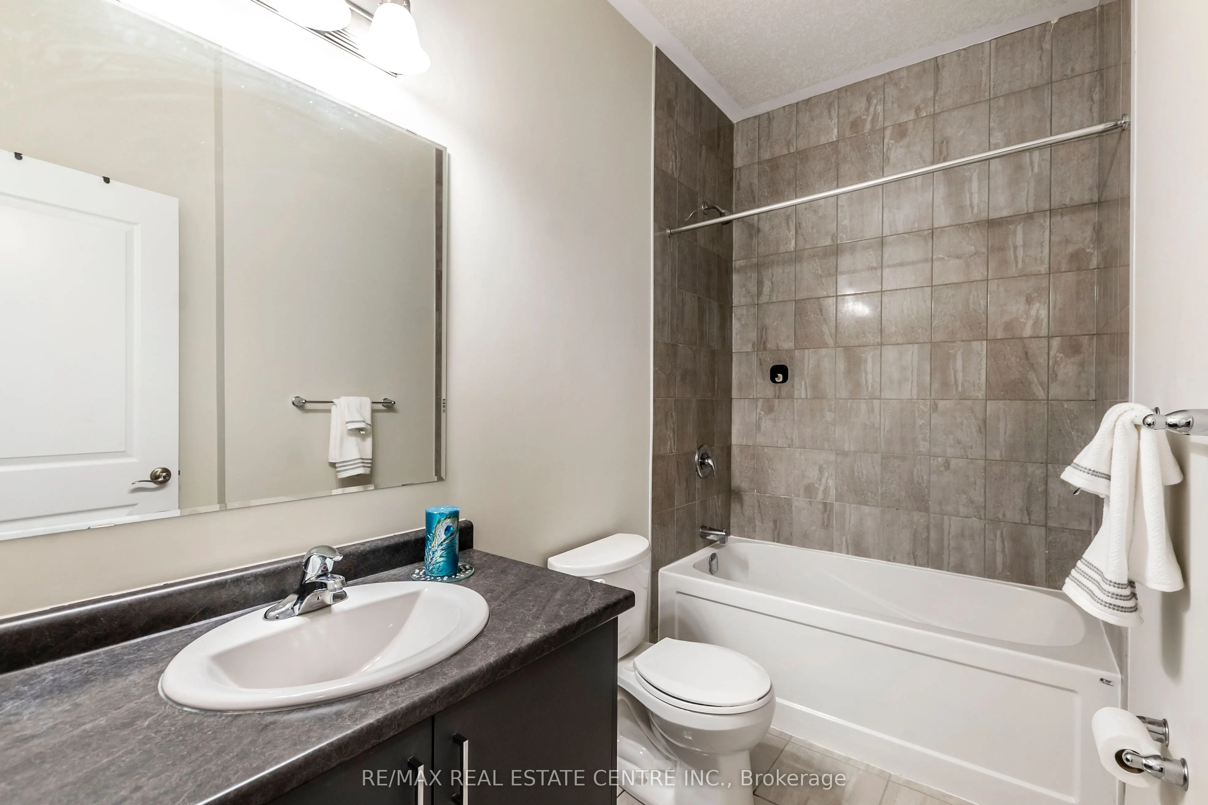 25 Isherwood Avenue, #95