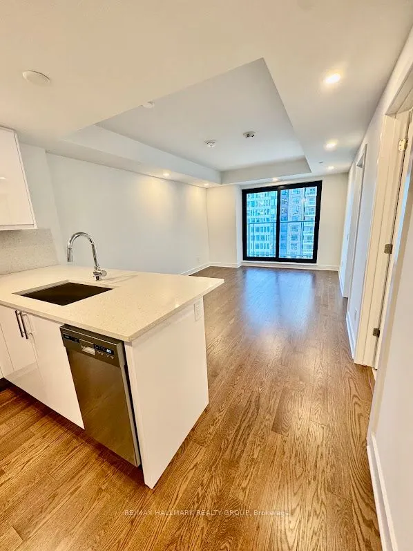 180 GEORGE Street S, #1409