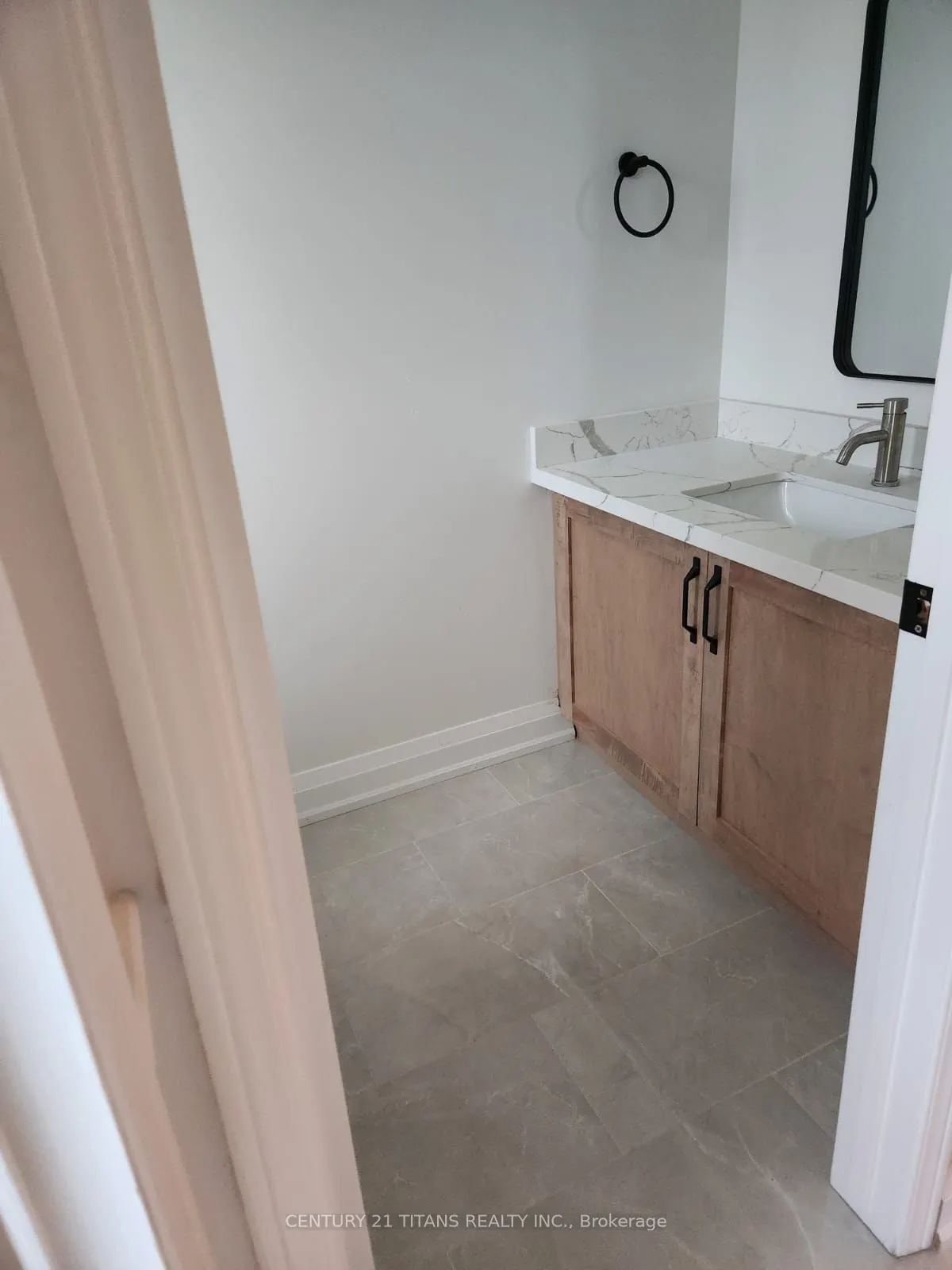 5041 Friesen Boulevard, #UPPER
