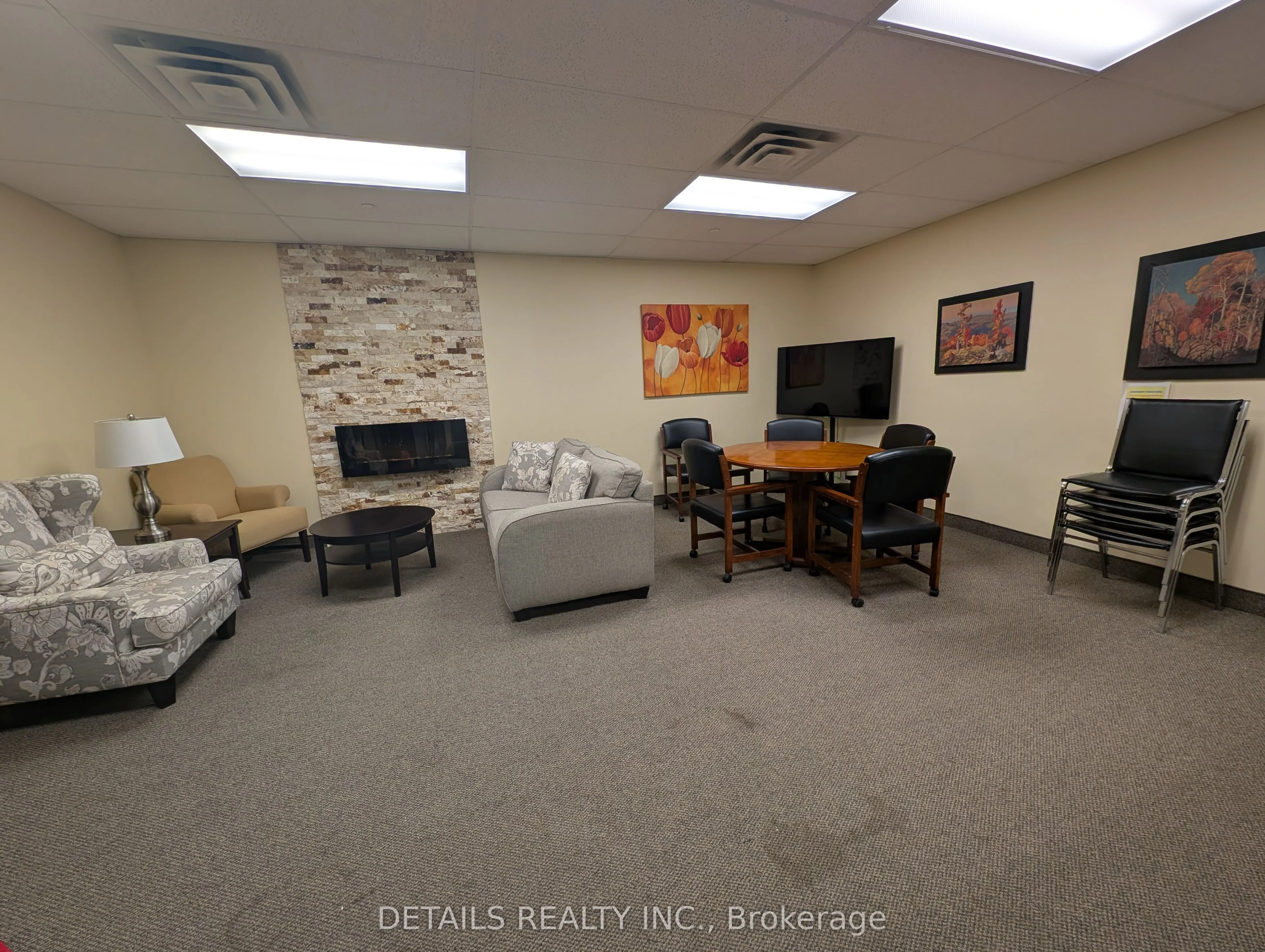 2951 Riverside Drive W, #914