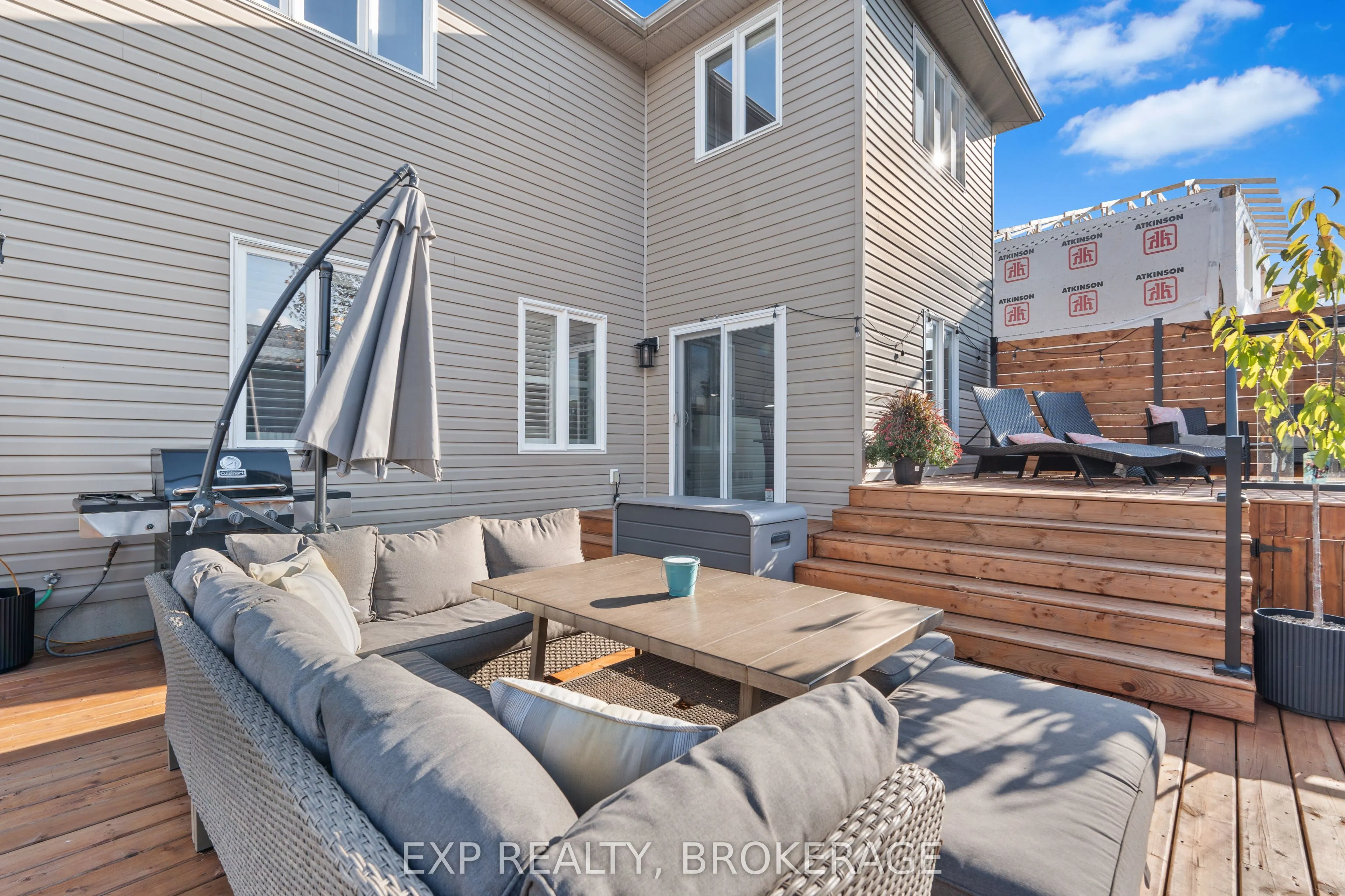 120 McDONOUGH Crescent