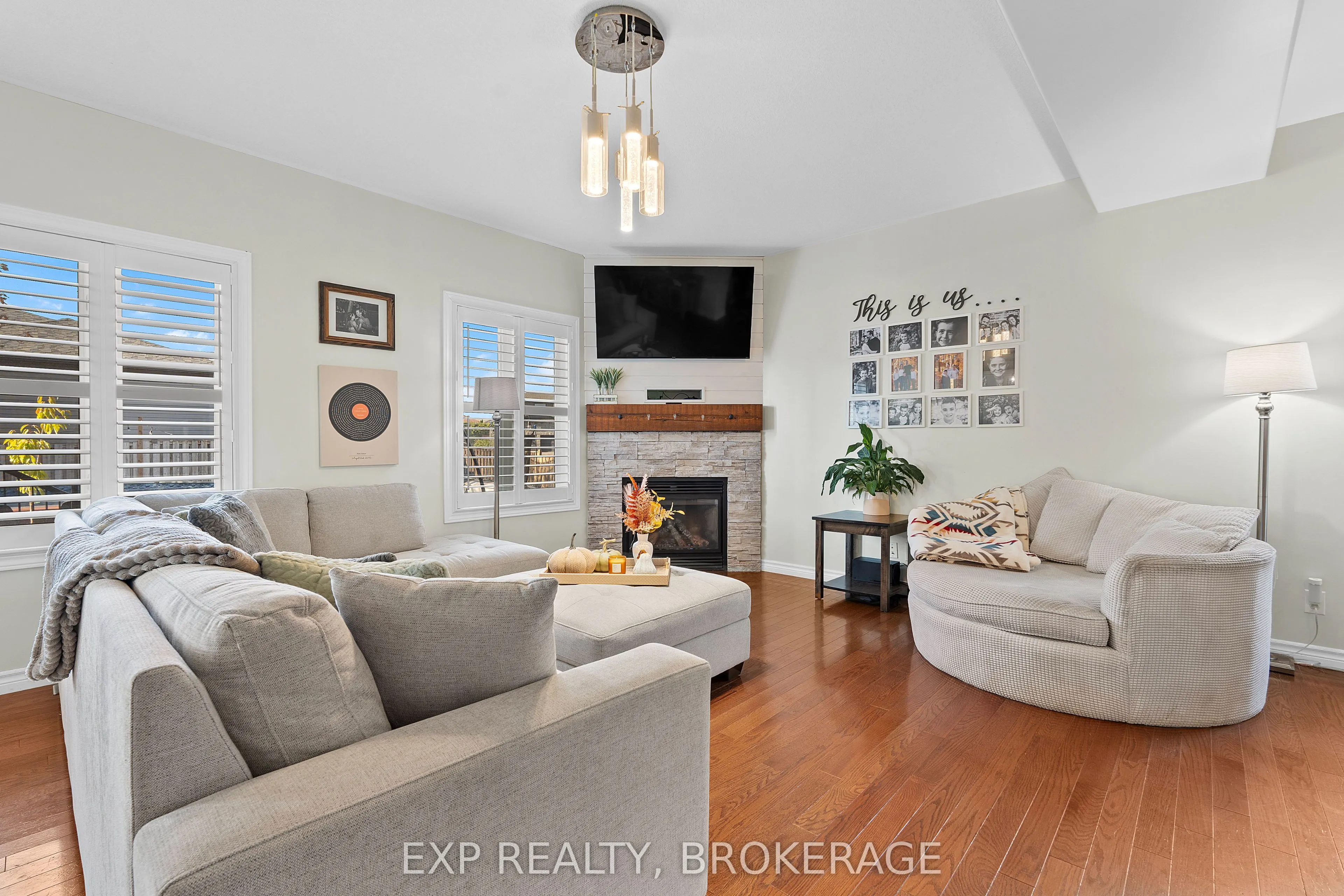 120 McDONOUGH Crescent