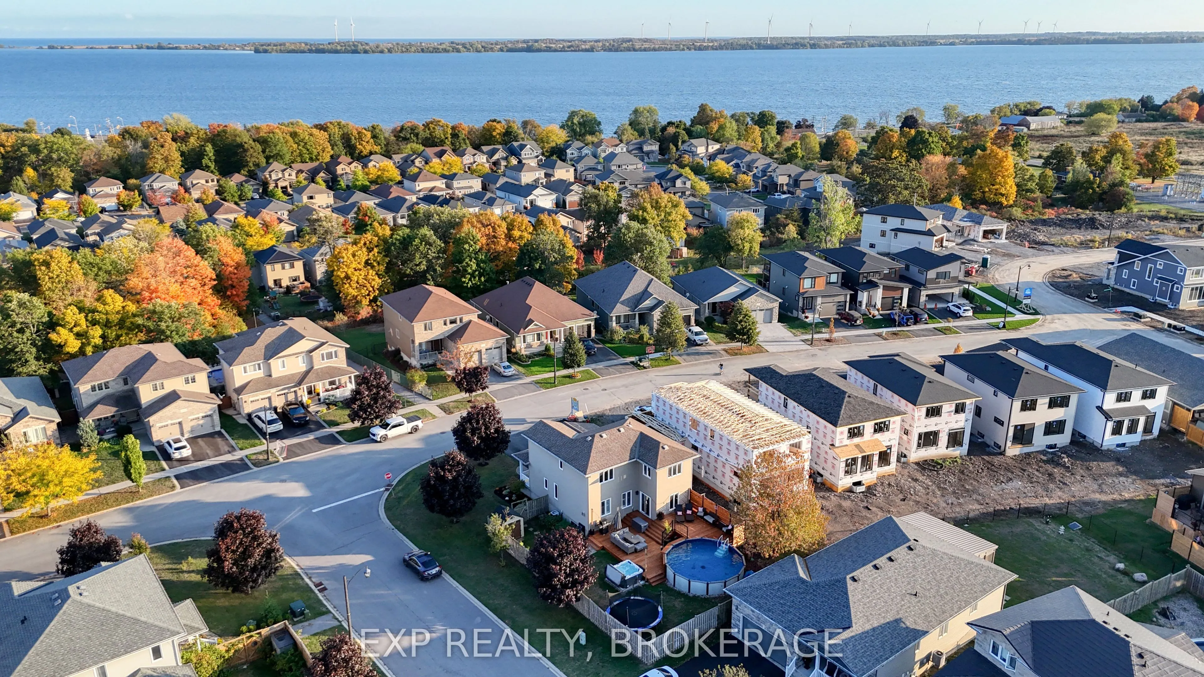 120 McDONOUGH Crescent