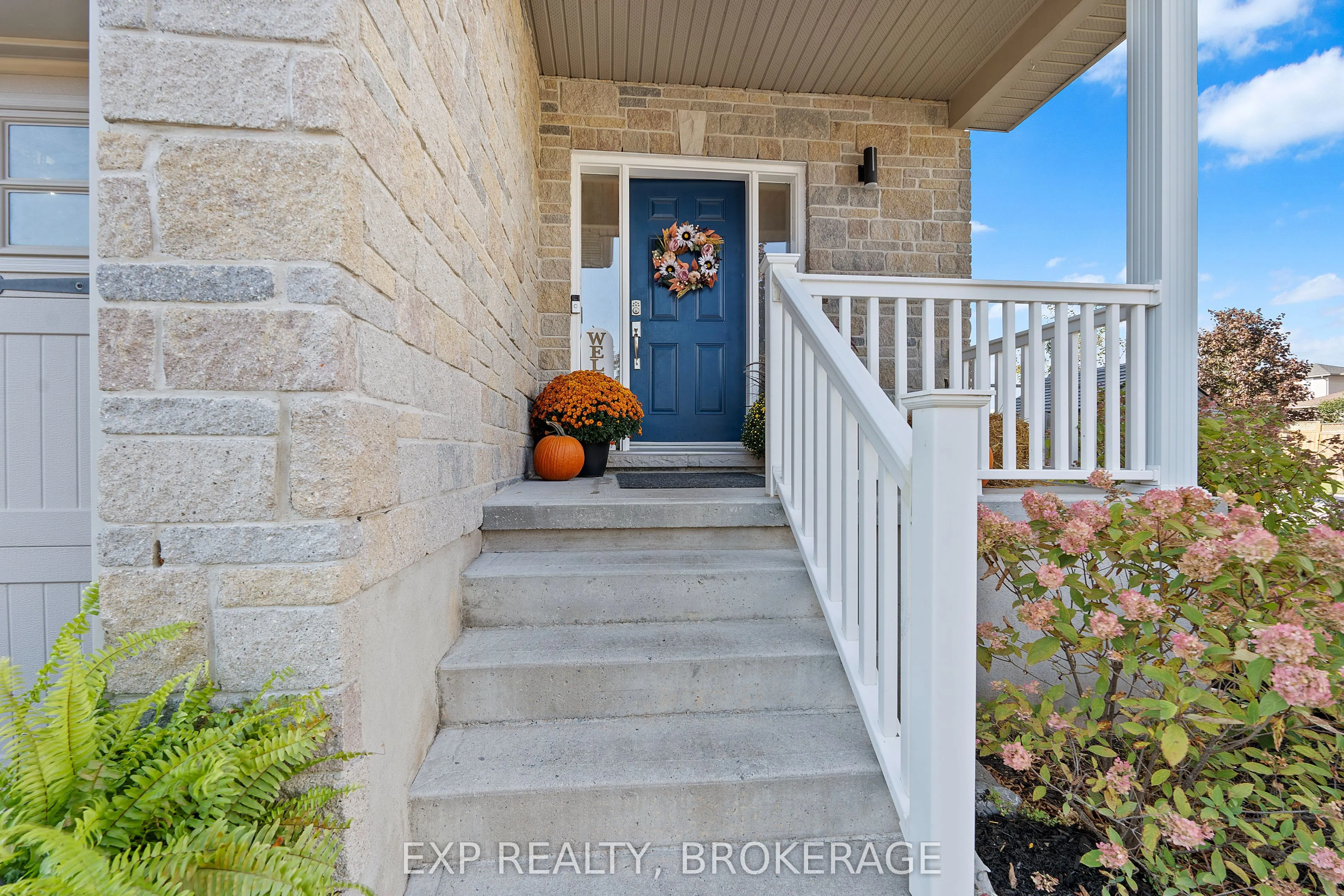 120 McDONOUGH Crescent