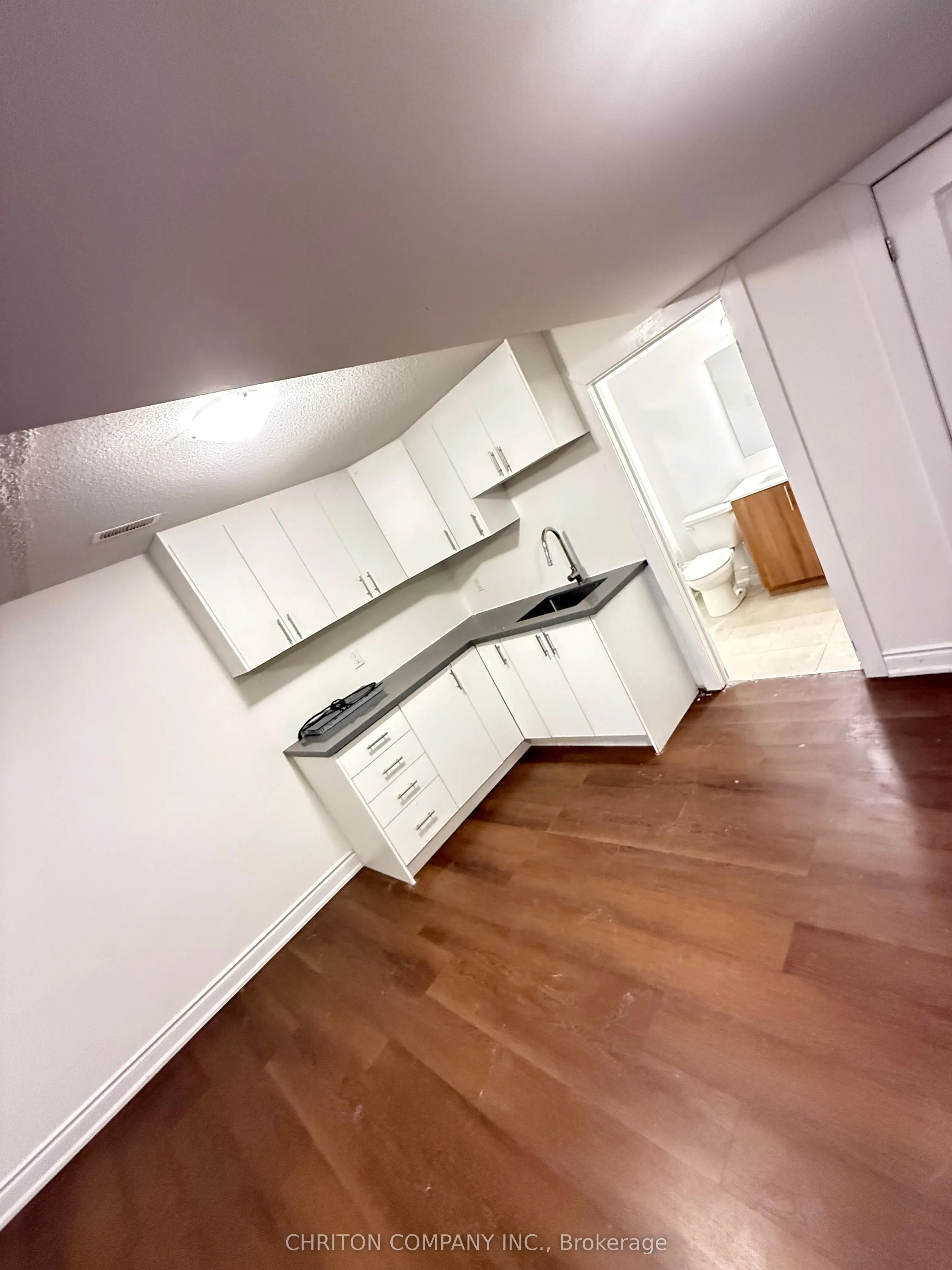 941 BECKTON Heights