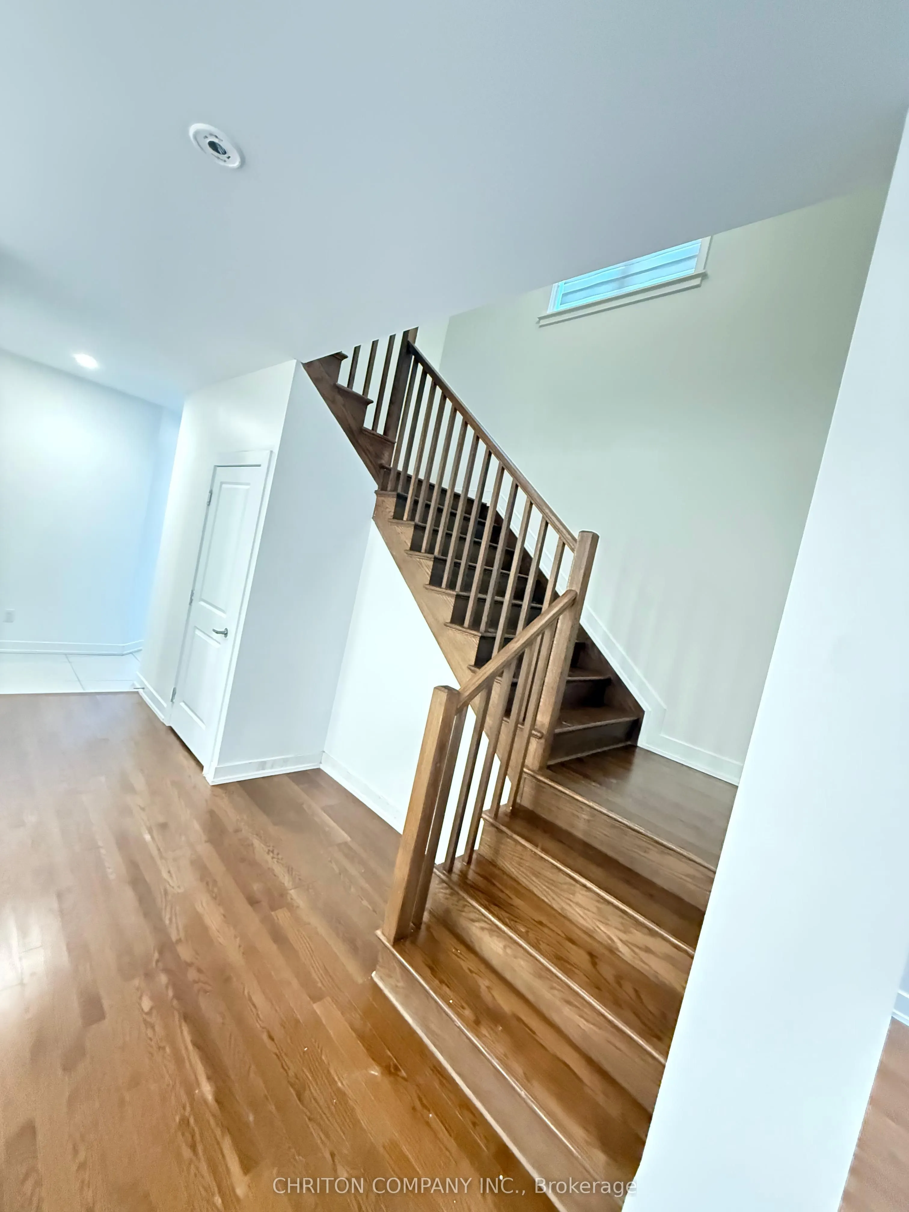 941 BECKTON Heights