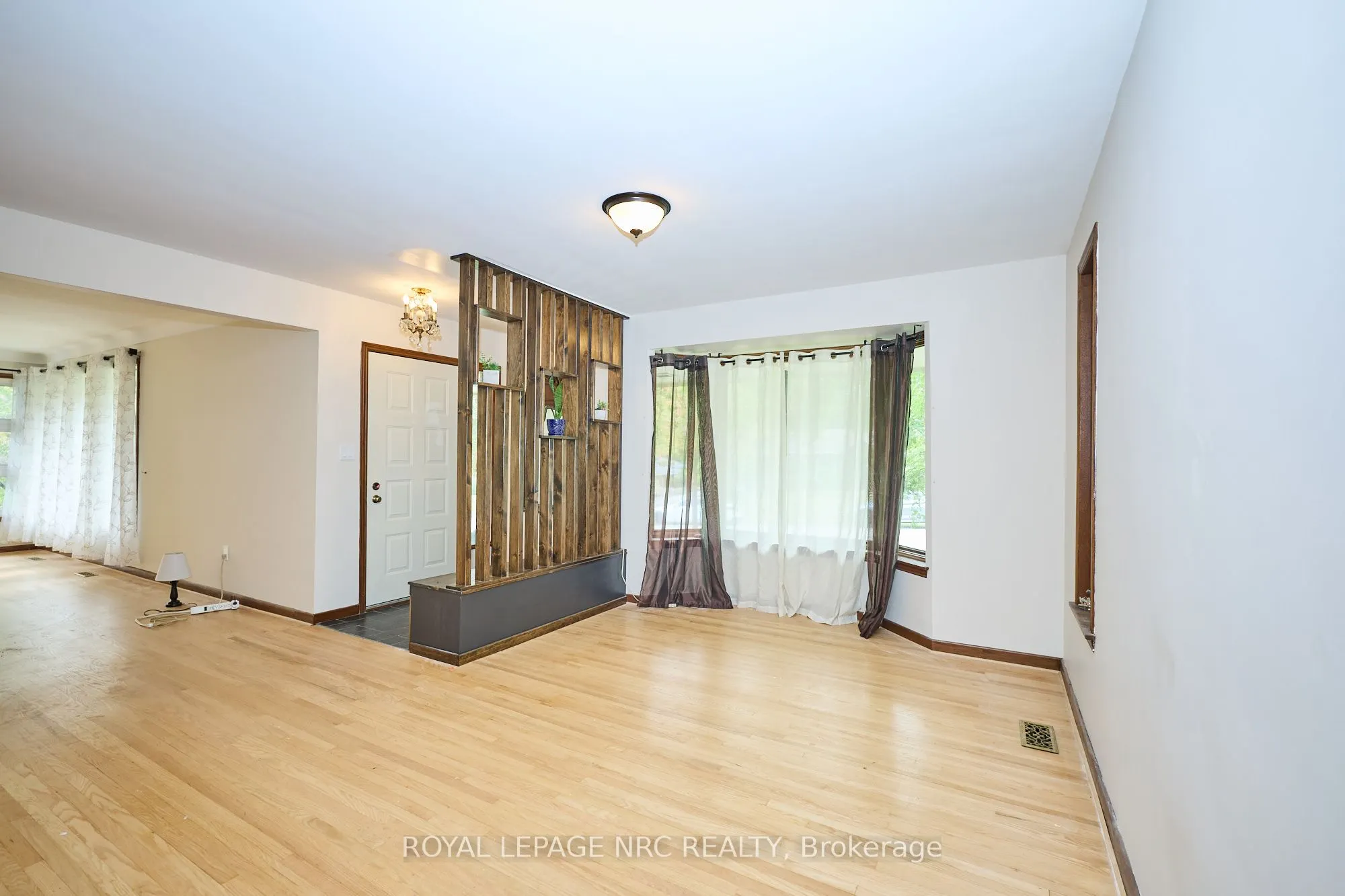 17 Alan Crescent