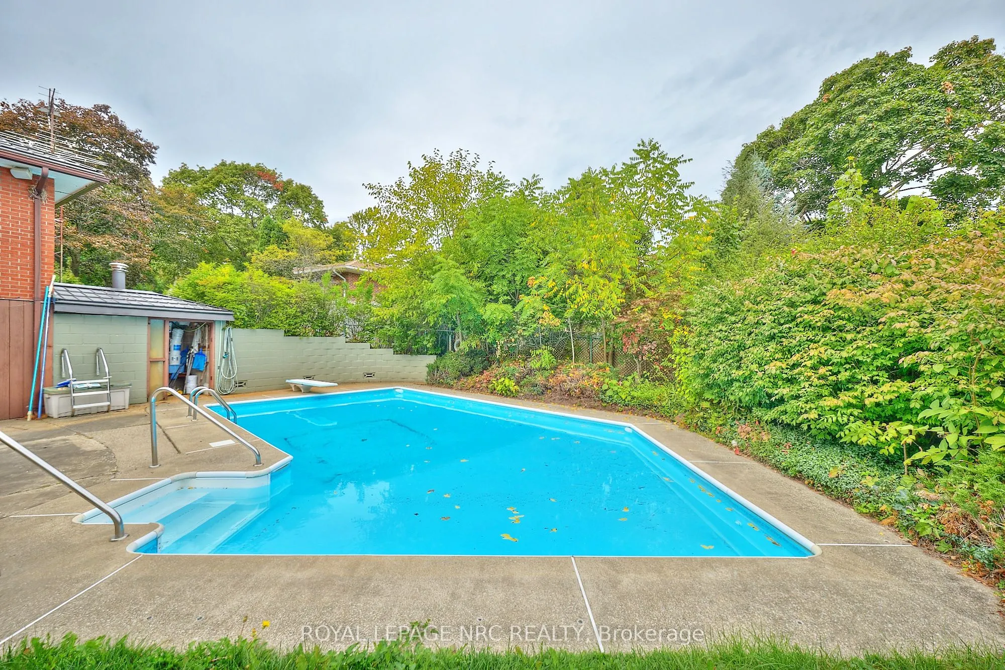 17 Alan Crescent