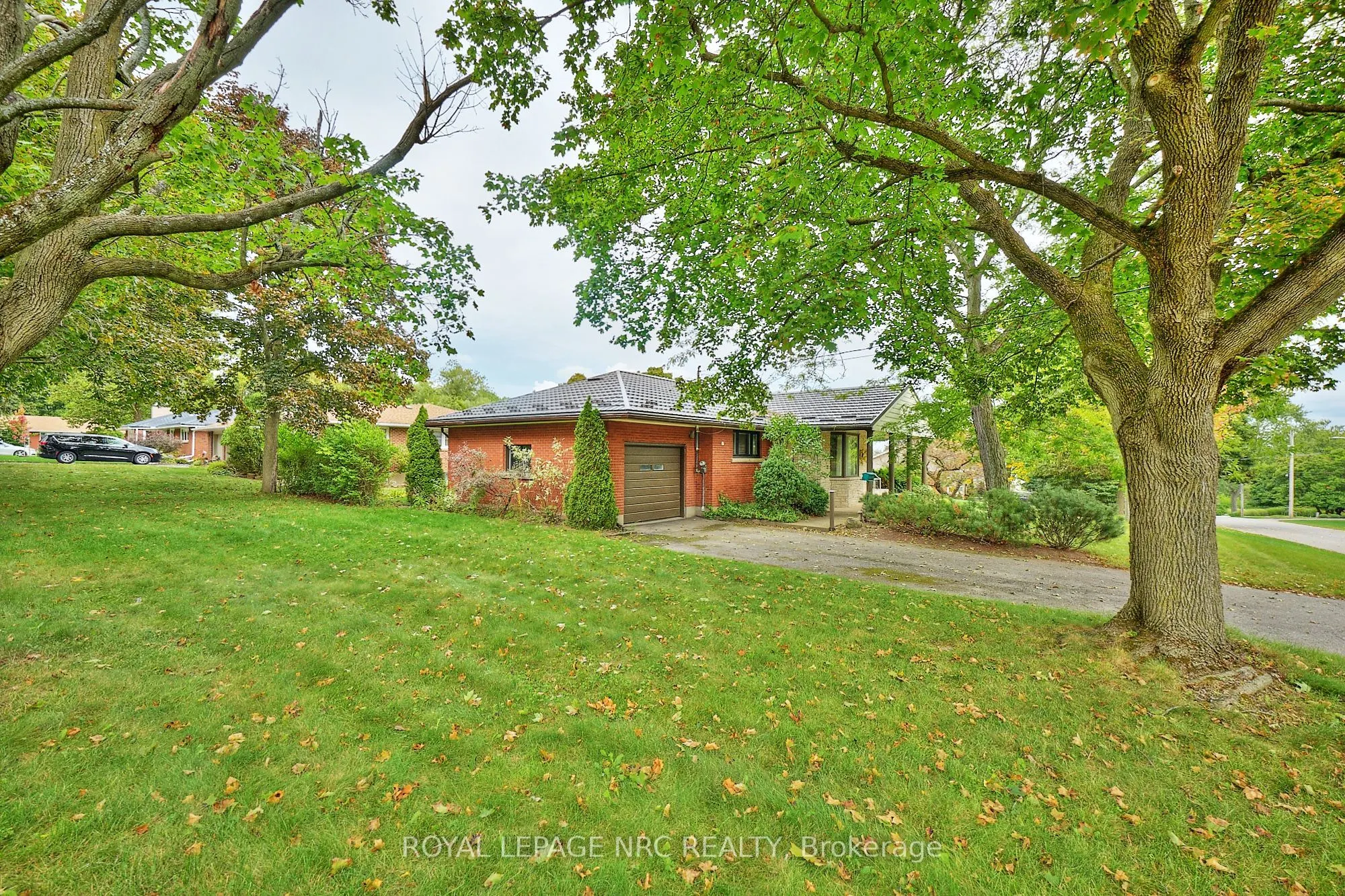 17 Alan Crescent