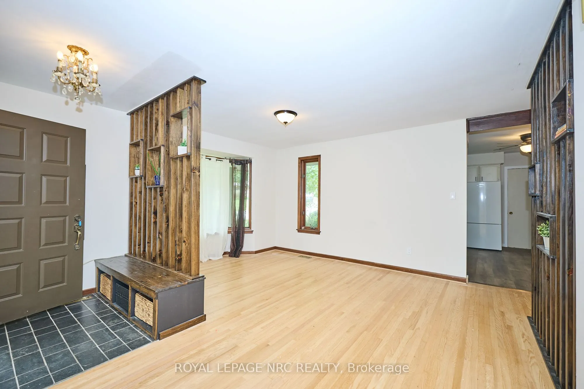 17 Alan Crescent