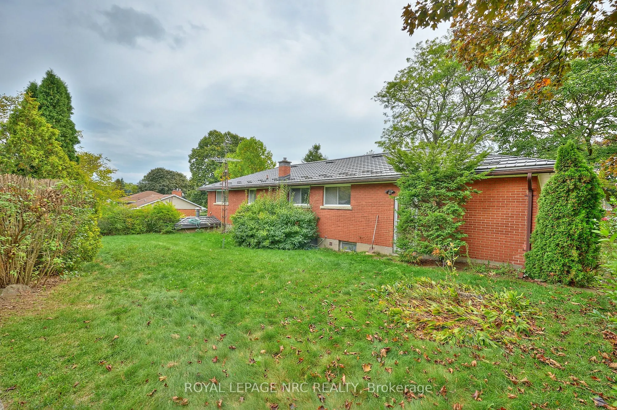 17 Alan Crescent