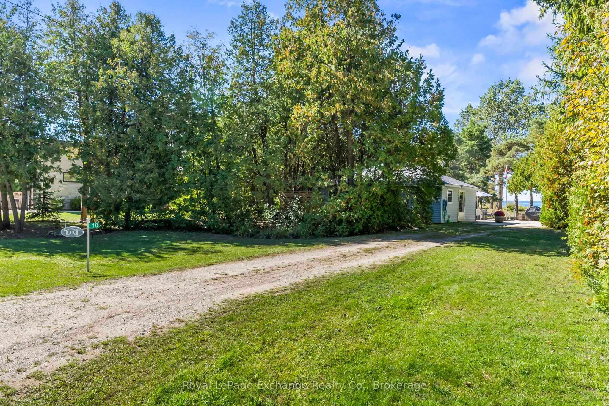 10 Edgemere Avenue
