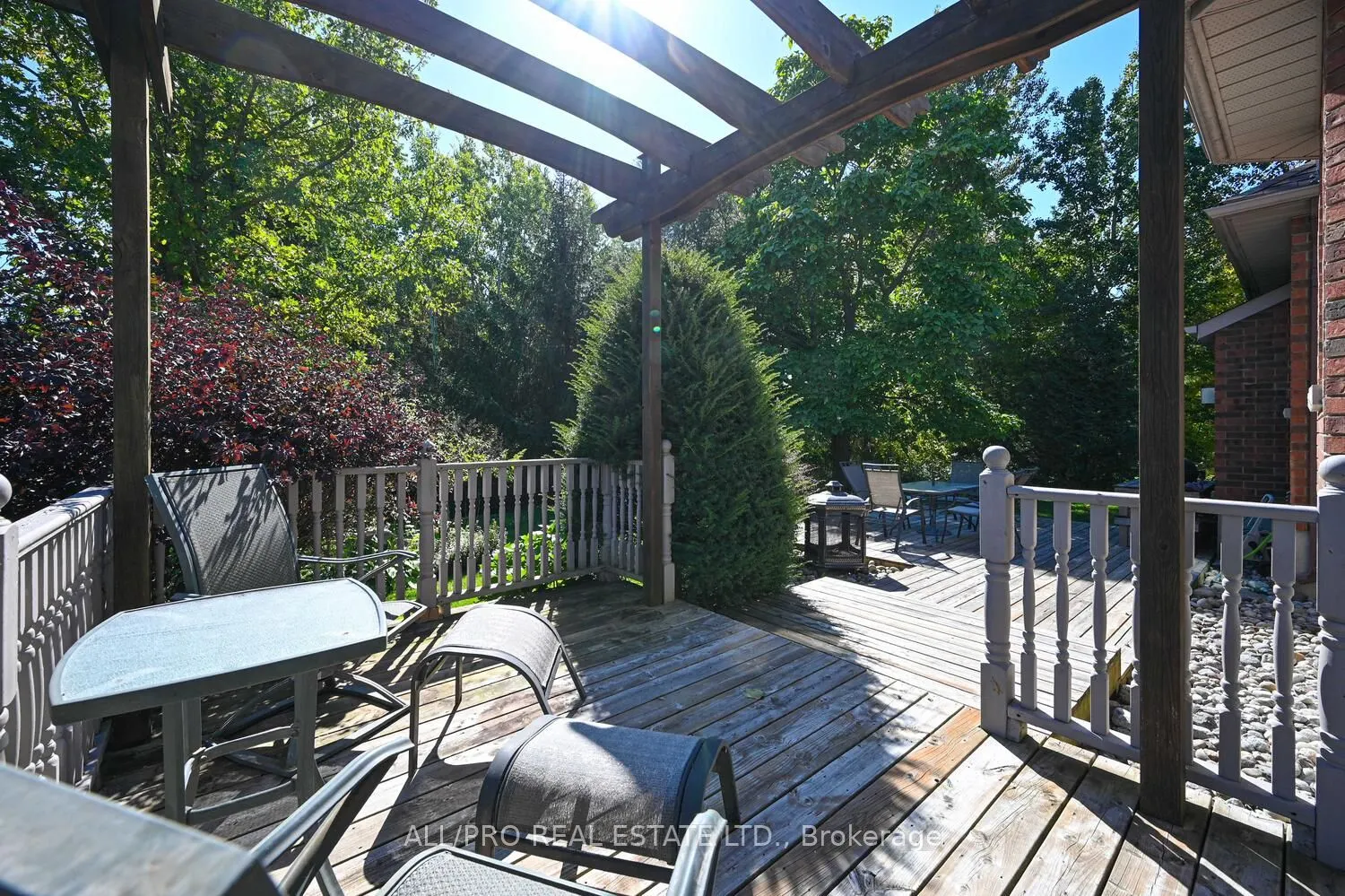 1238 Tintern Drive W