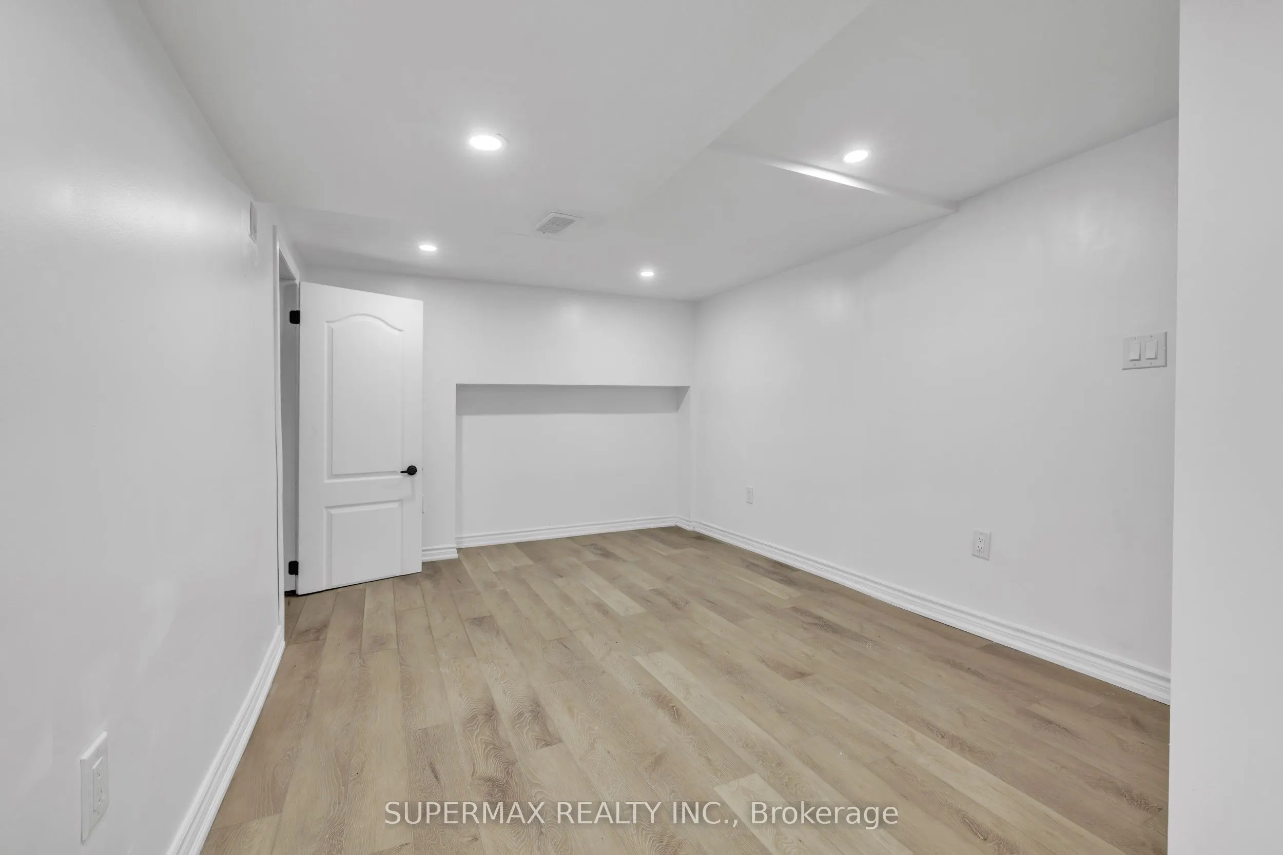 156 Brisbin Street