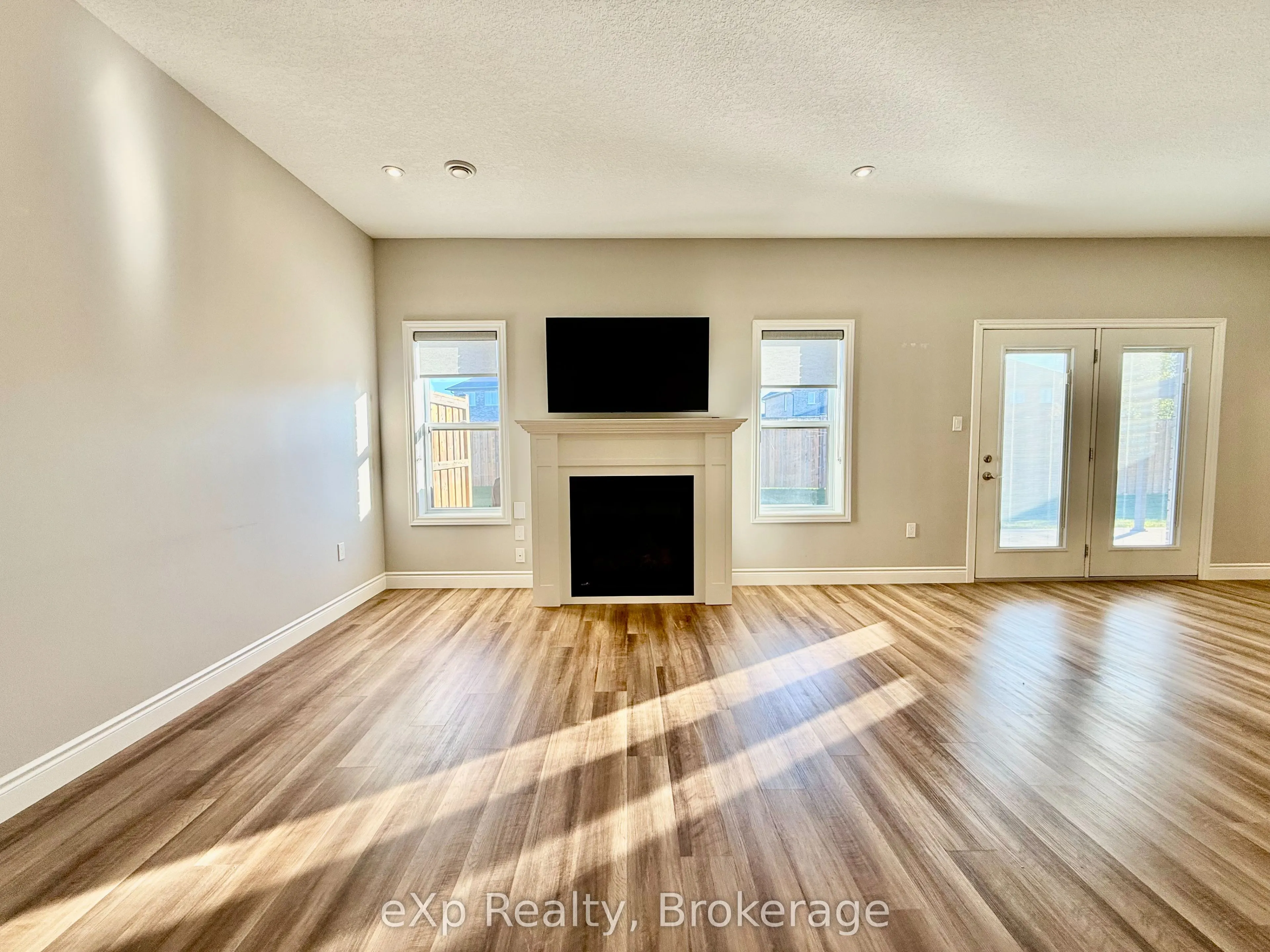 4 - 1050 Waterloo Street, #4