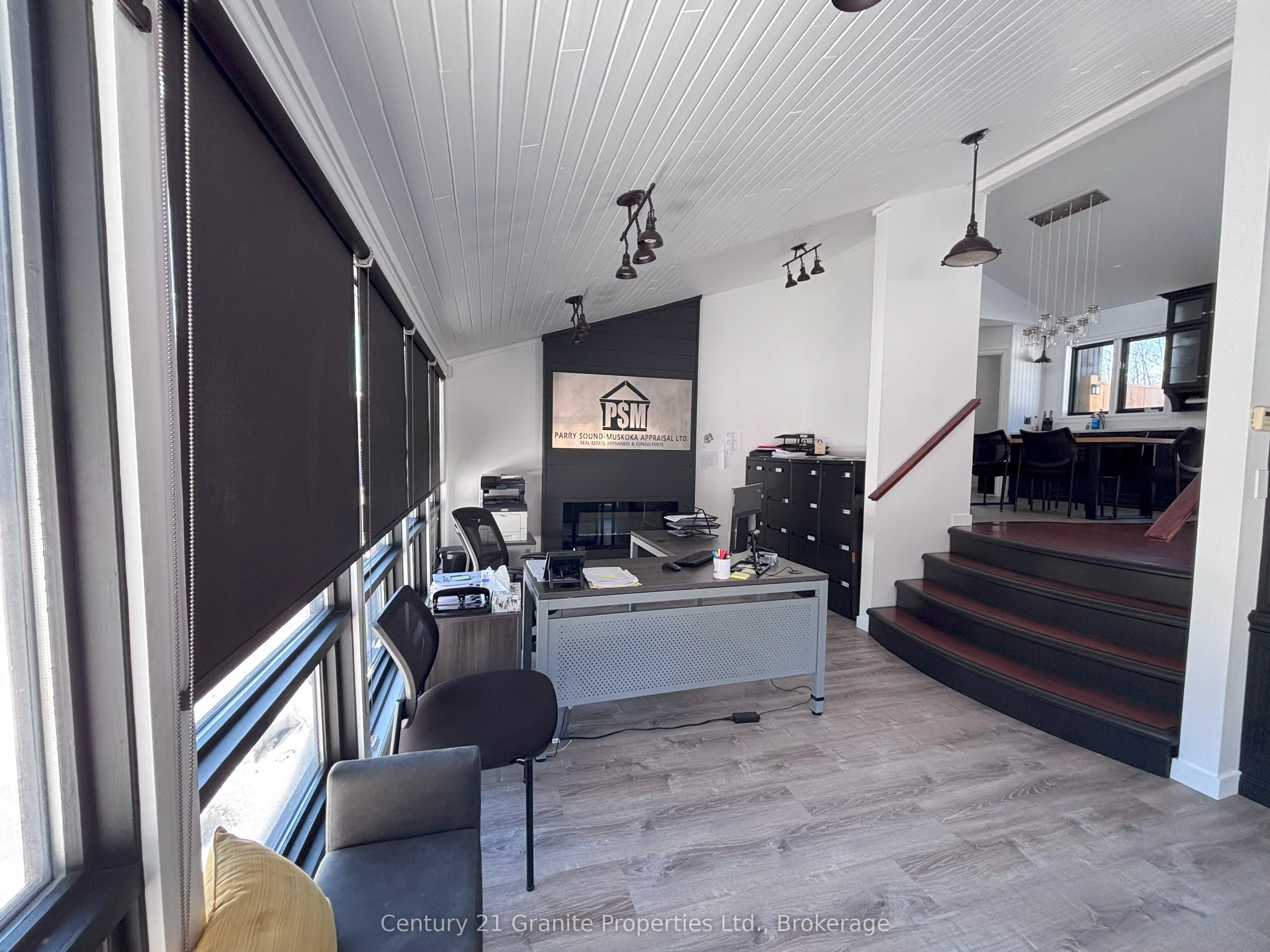 4 Bartlett Drive