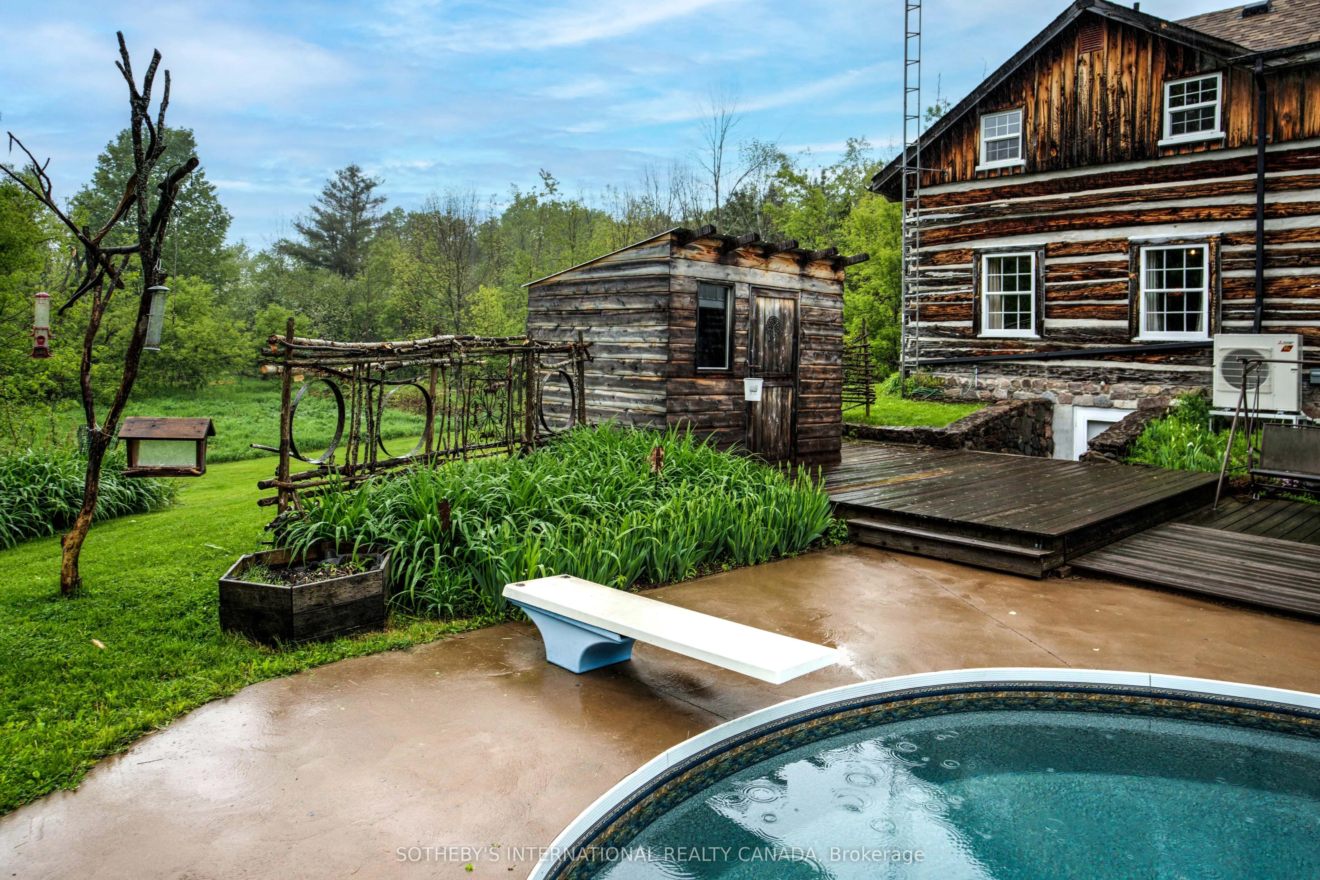 1824 County Rd 46