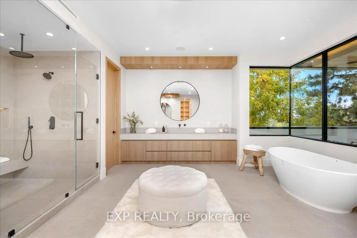 200 Lakeshore Road