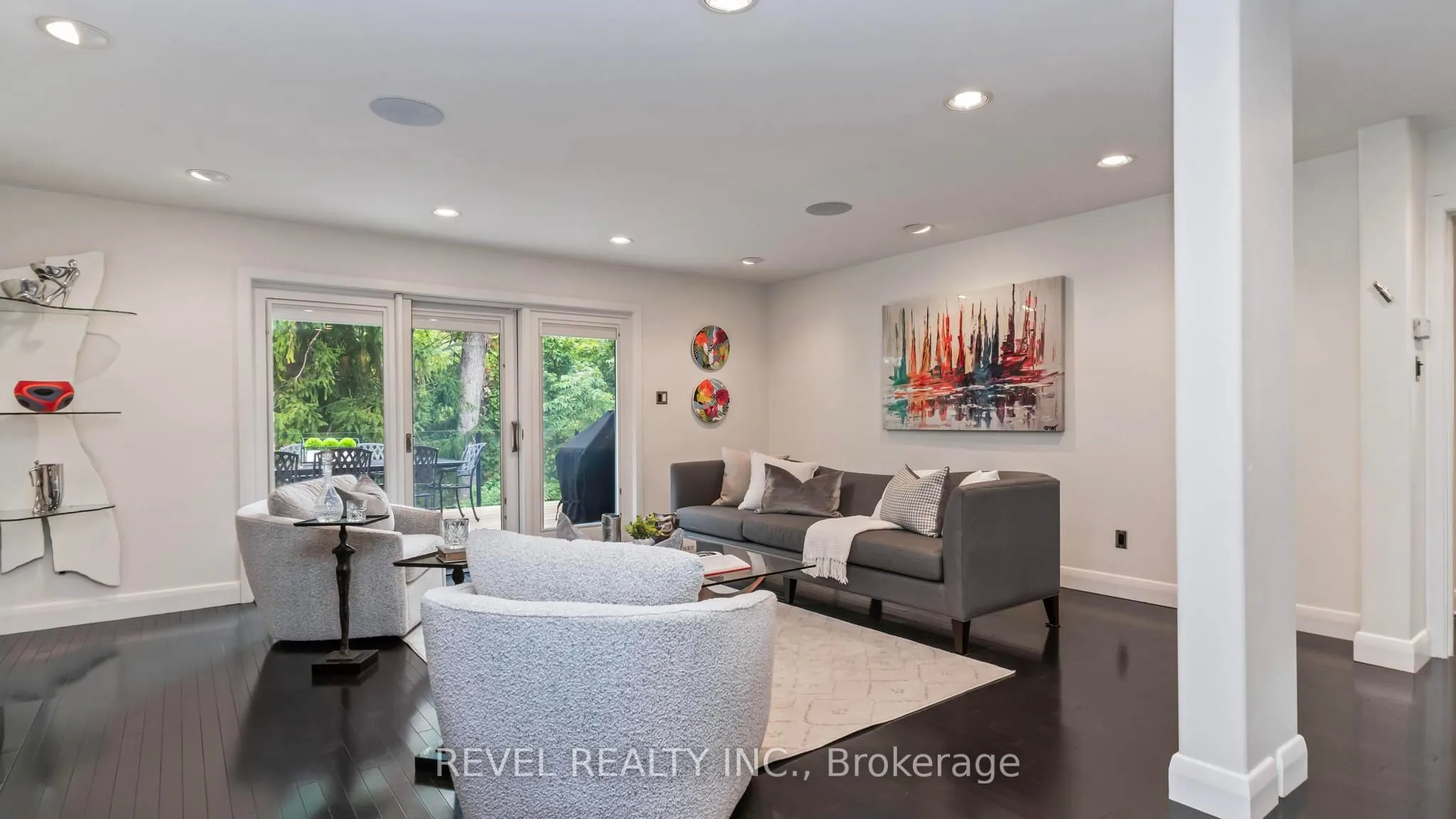 76 Tallwood Circle