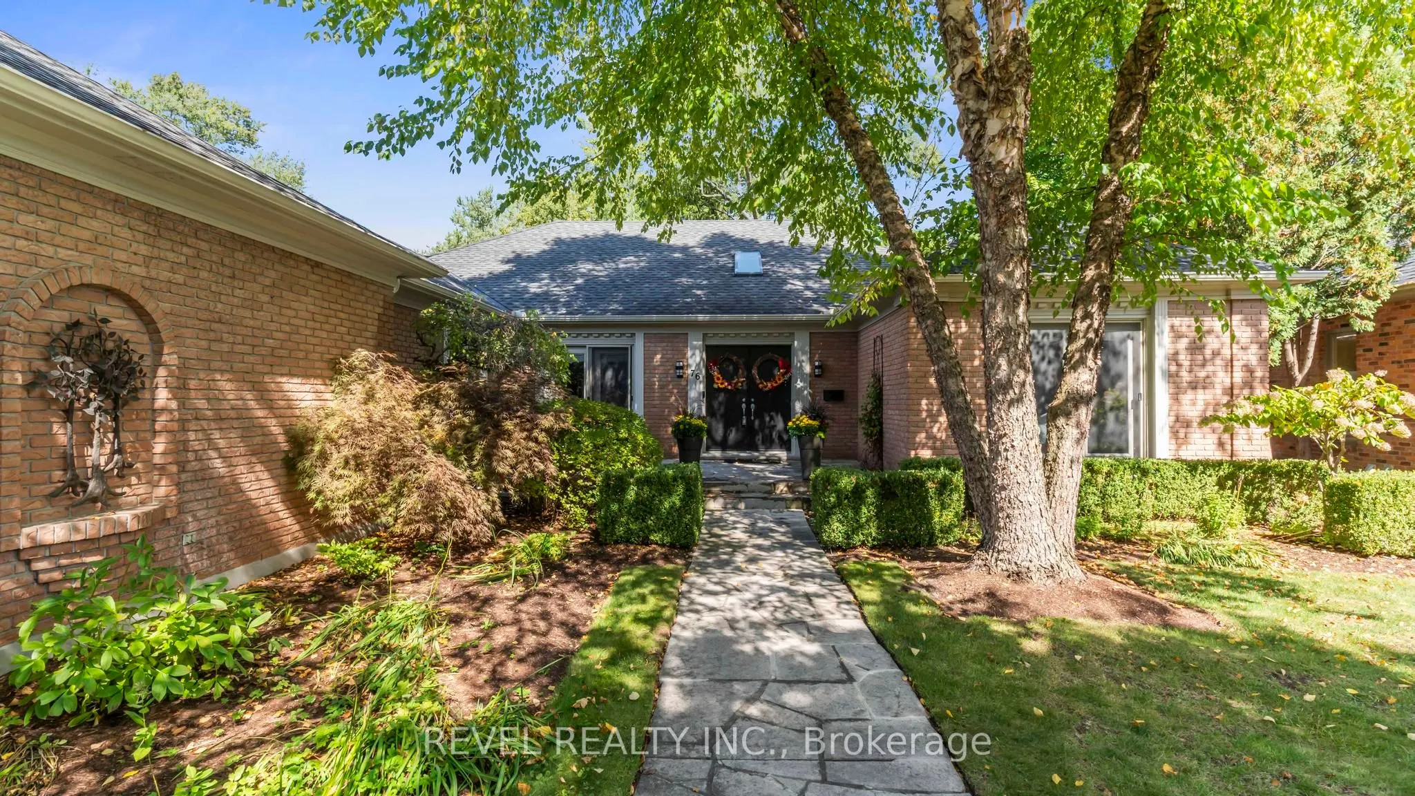 76 Tallwood Circle